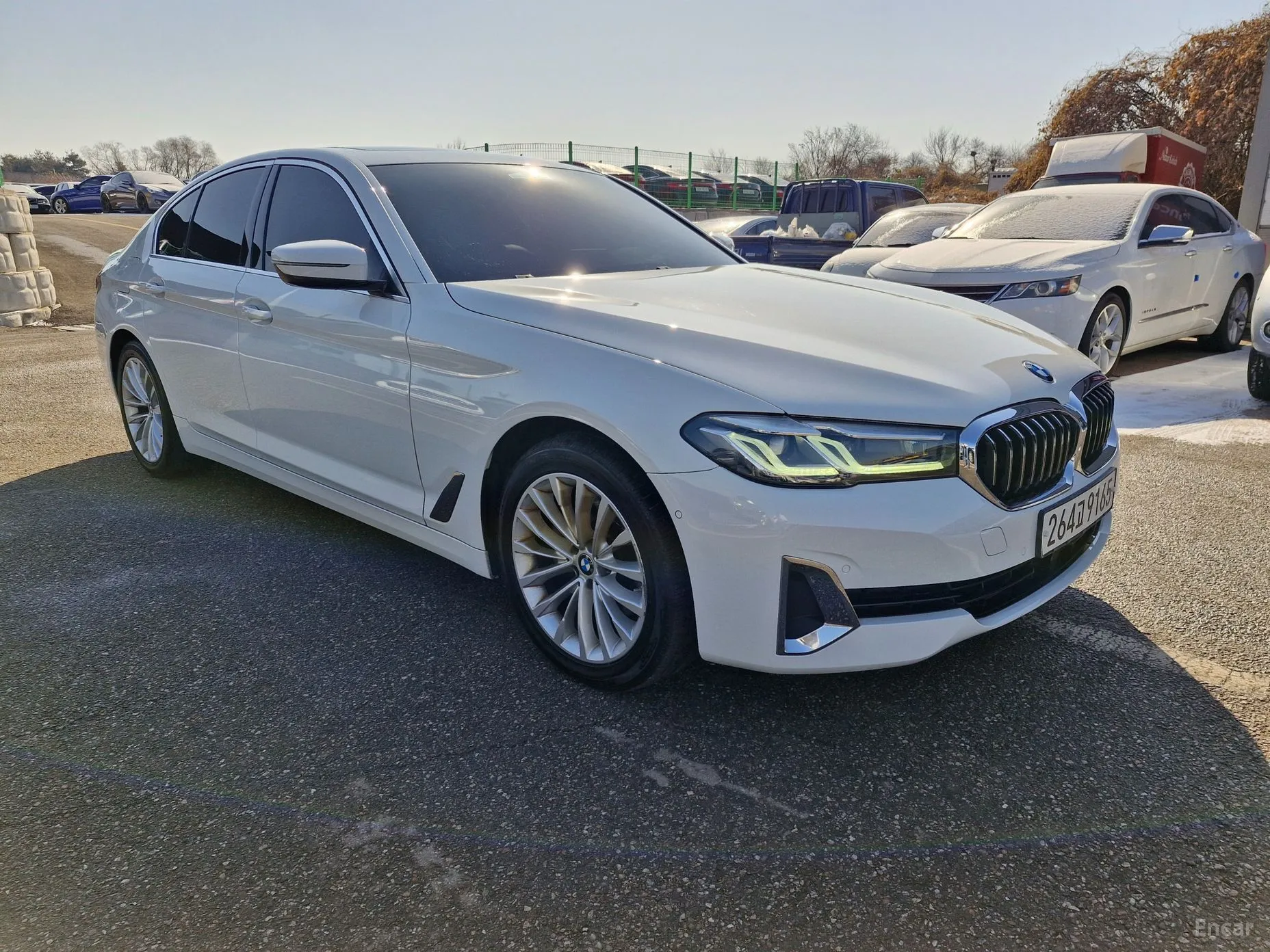 BMW 5 Series (G30) превью 3