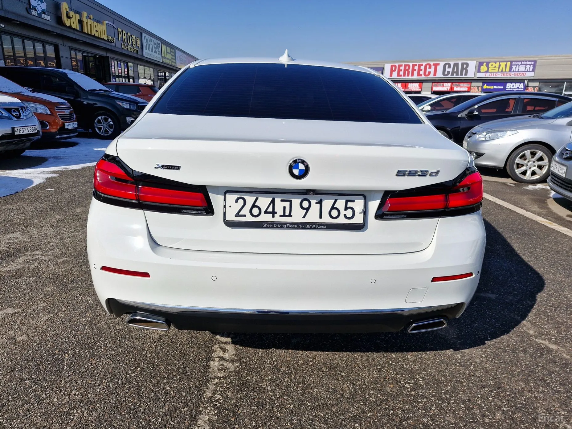 BMW 5 Series (G30) превью 4
