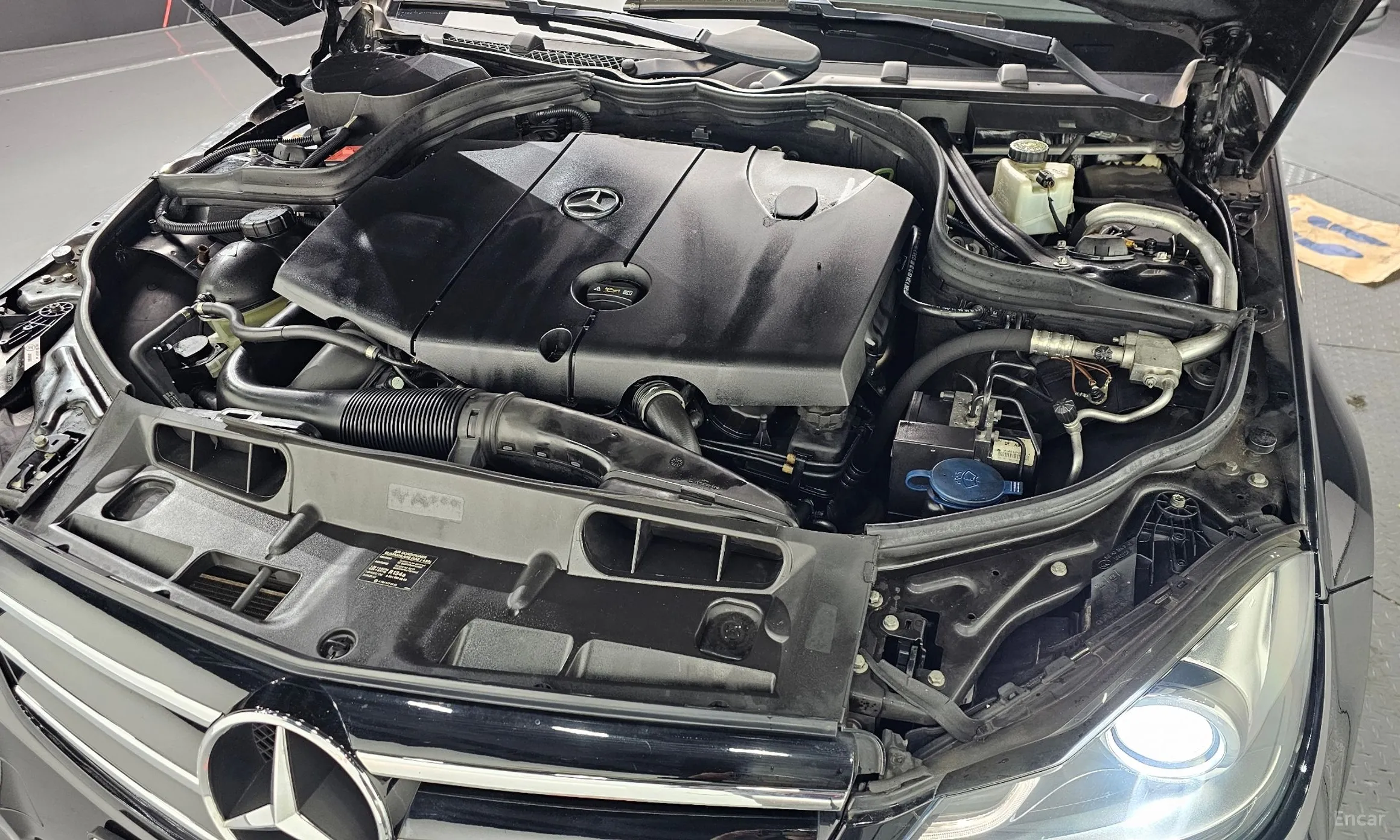 Mercedes Benz C-Class W204 превью 6