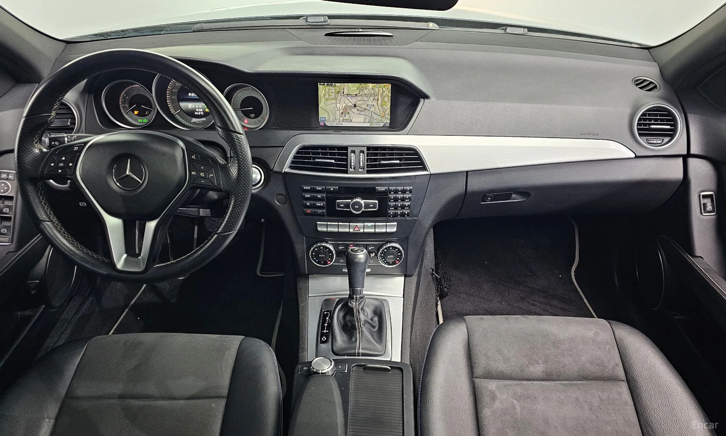 Mercedes Benz C-Class W204 превью 7