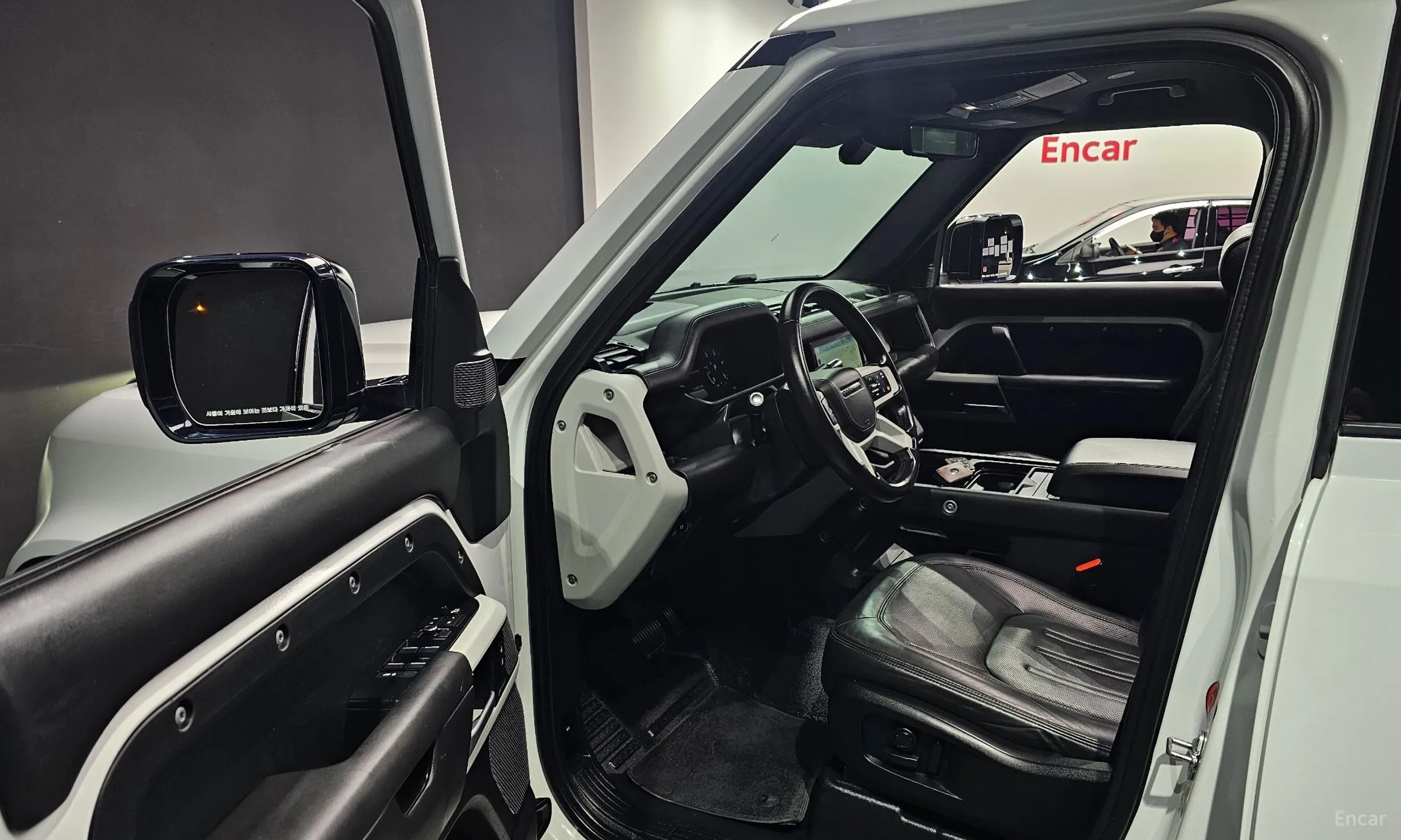 Land Rover Defender (L663) превью 11