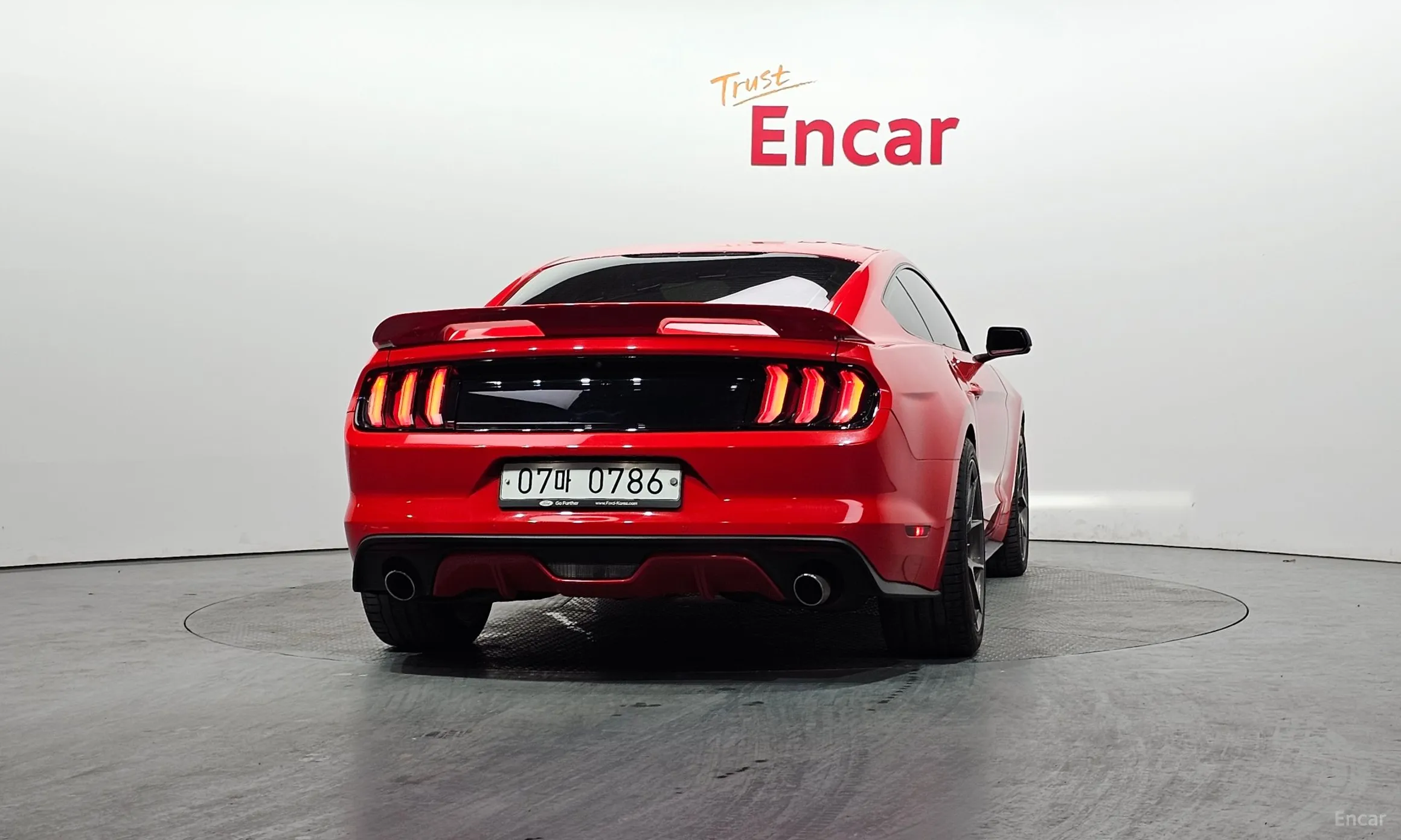Ford Mustang превью 4