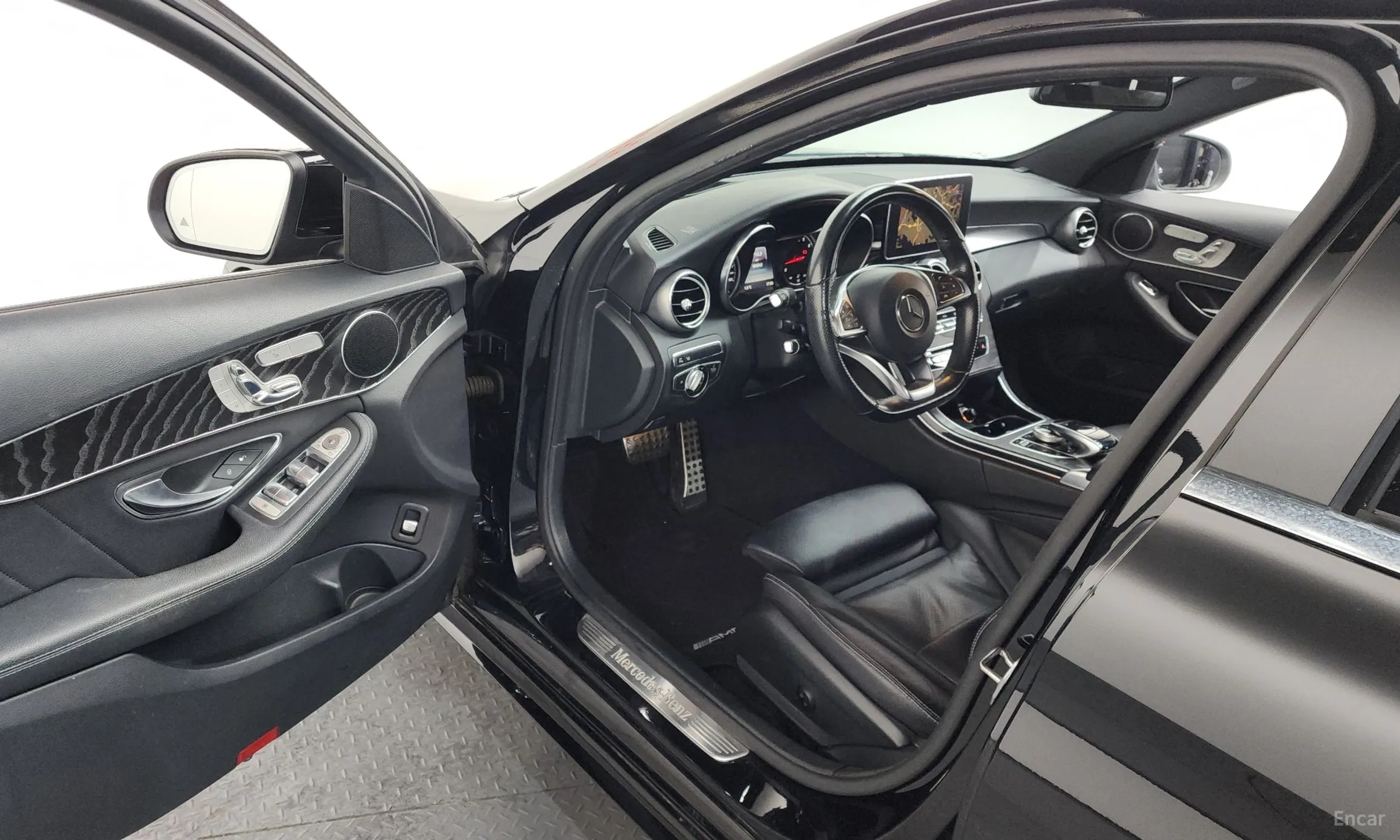 Mercedes Benz C-Class W205 превью 10