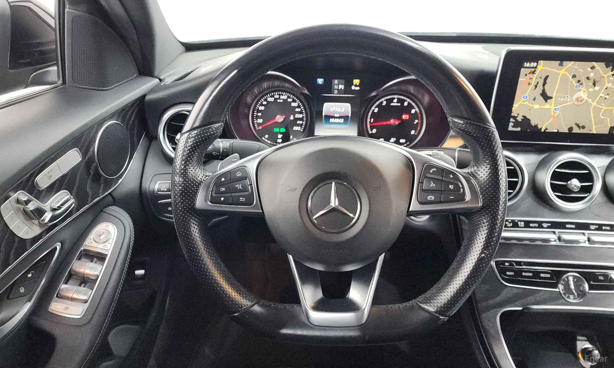 Mercedes Benz C-Class W205 превью 13