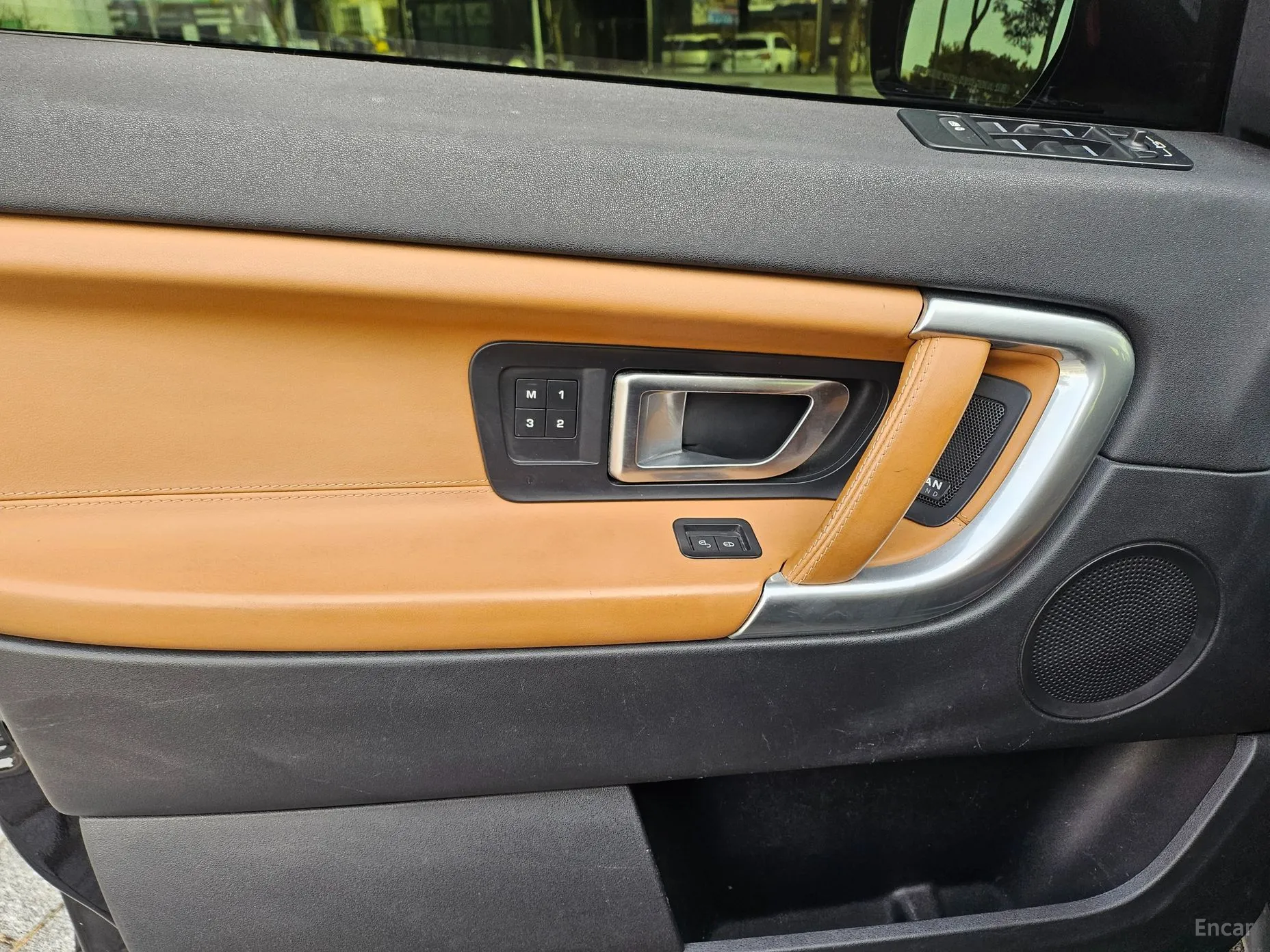 Land Rover Discovery Sports превью 11