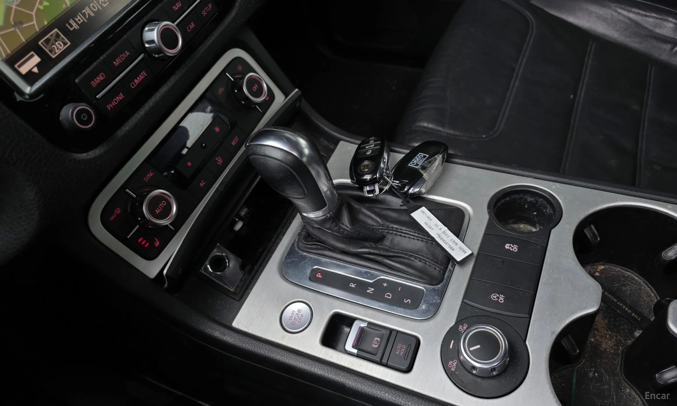 Volkswagen New Touareg превью 9
