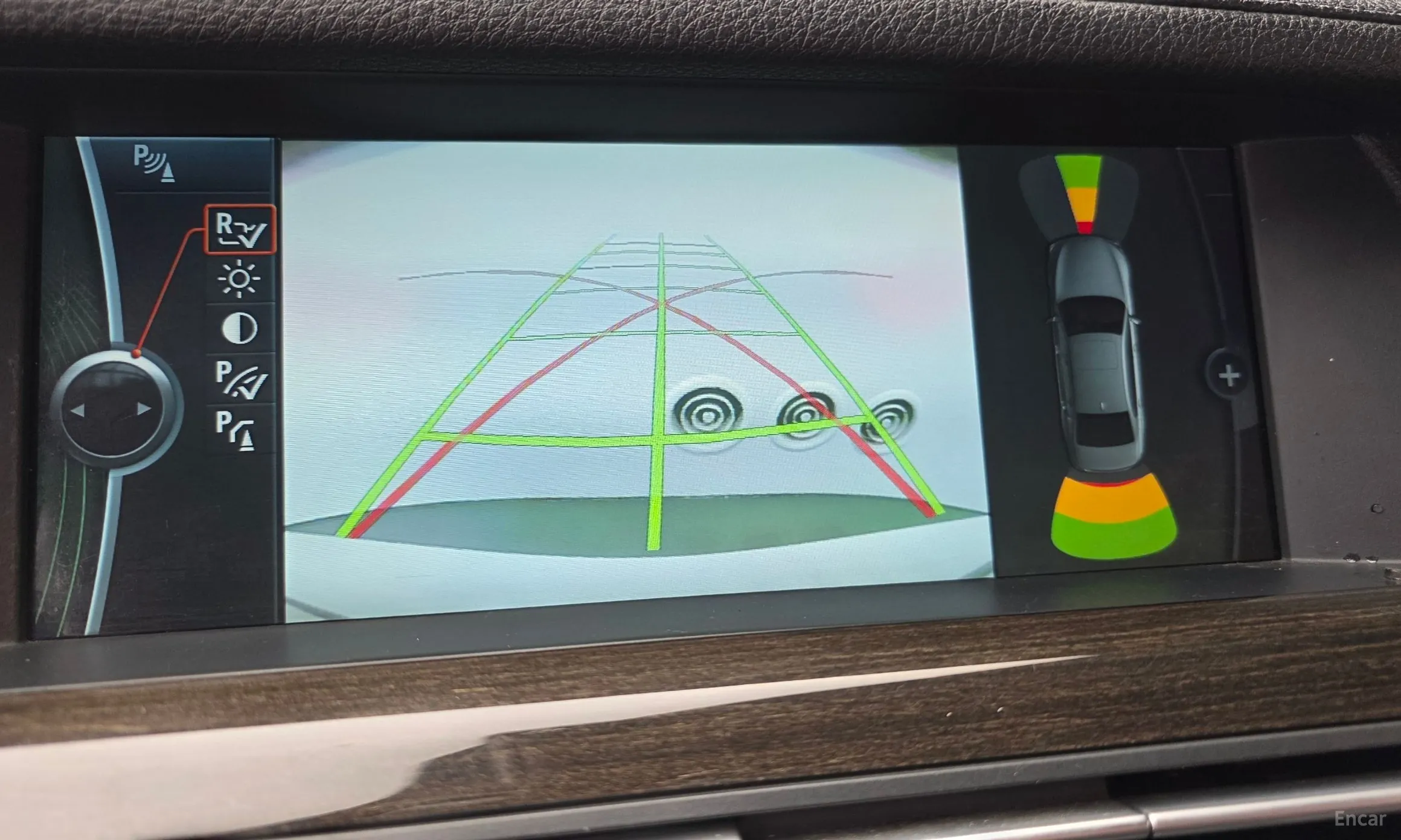 BMW 7 Series (F01) превью 7