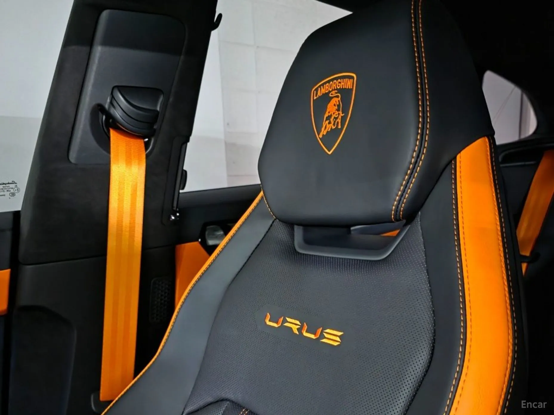 Lamborghini Urus превью 12