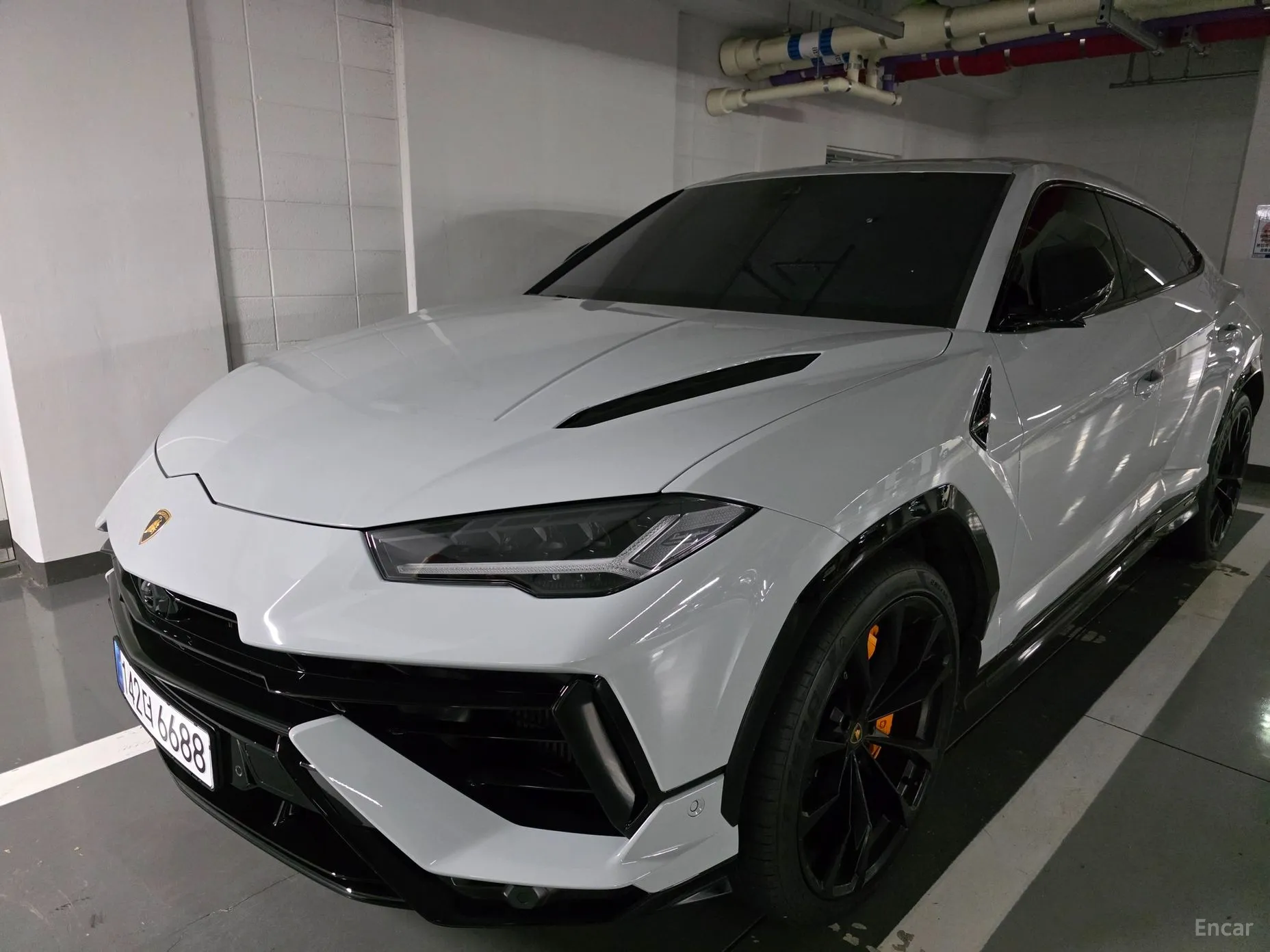 Lamborghini Urus превью 3