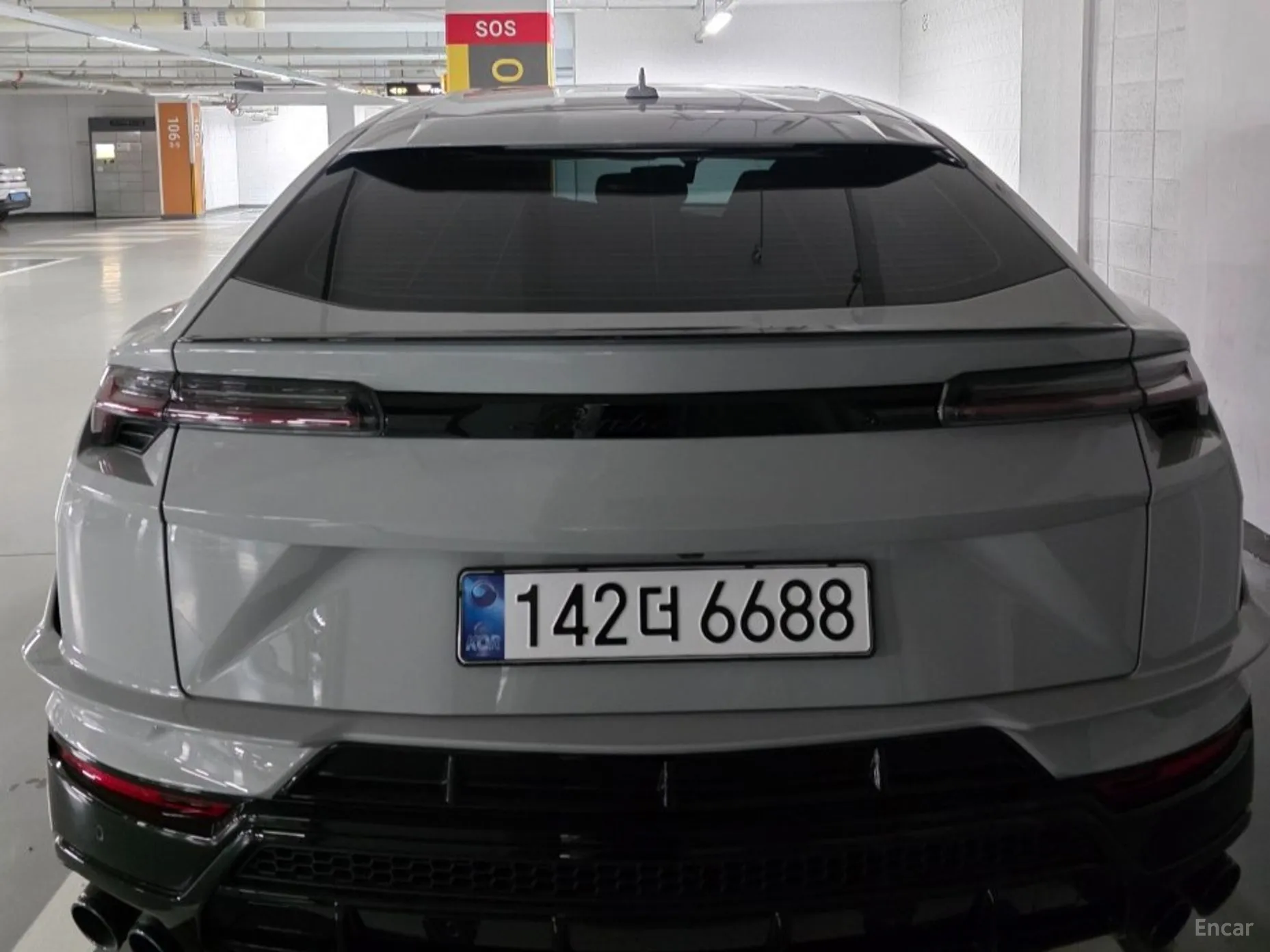 Lamborghini Urus превью 6