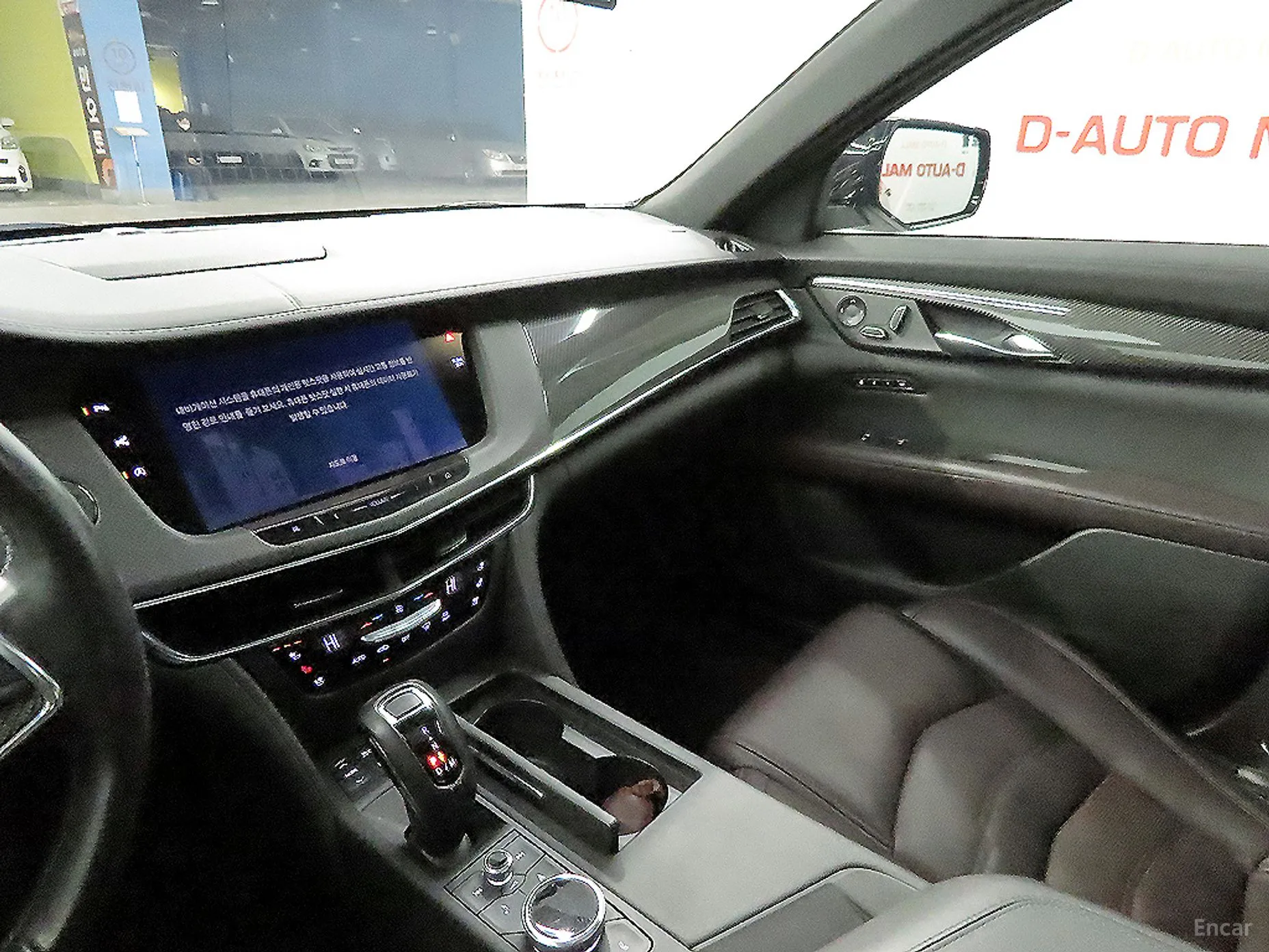 Cadillac CT6 превью 16