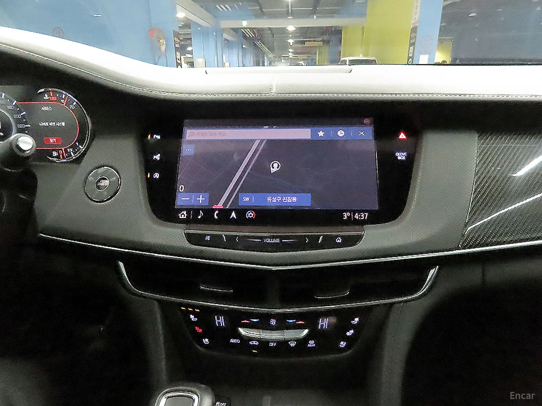 Cadillac CT6 превью 17