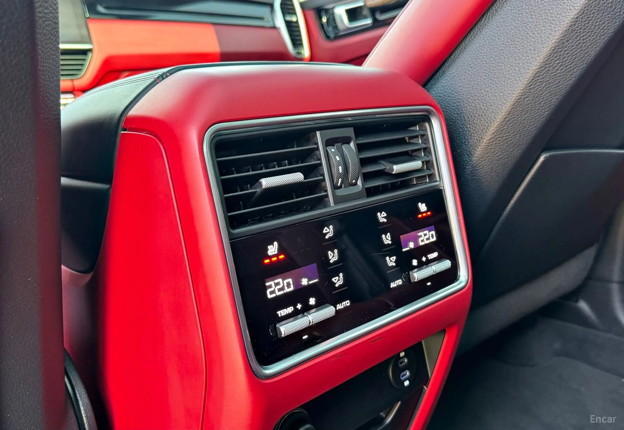 Porsche Cayenne (PO536) превью 14