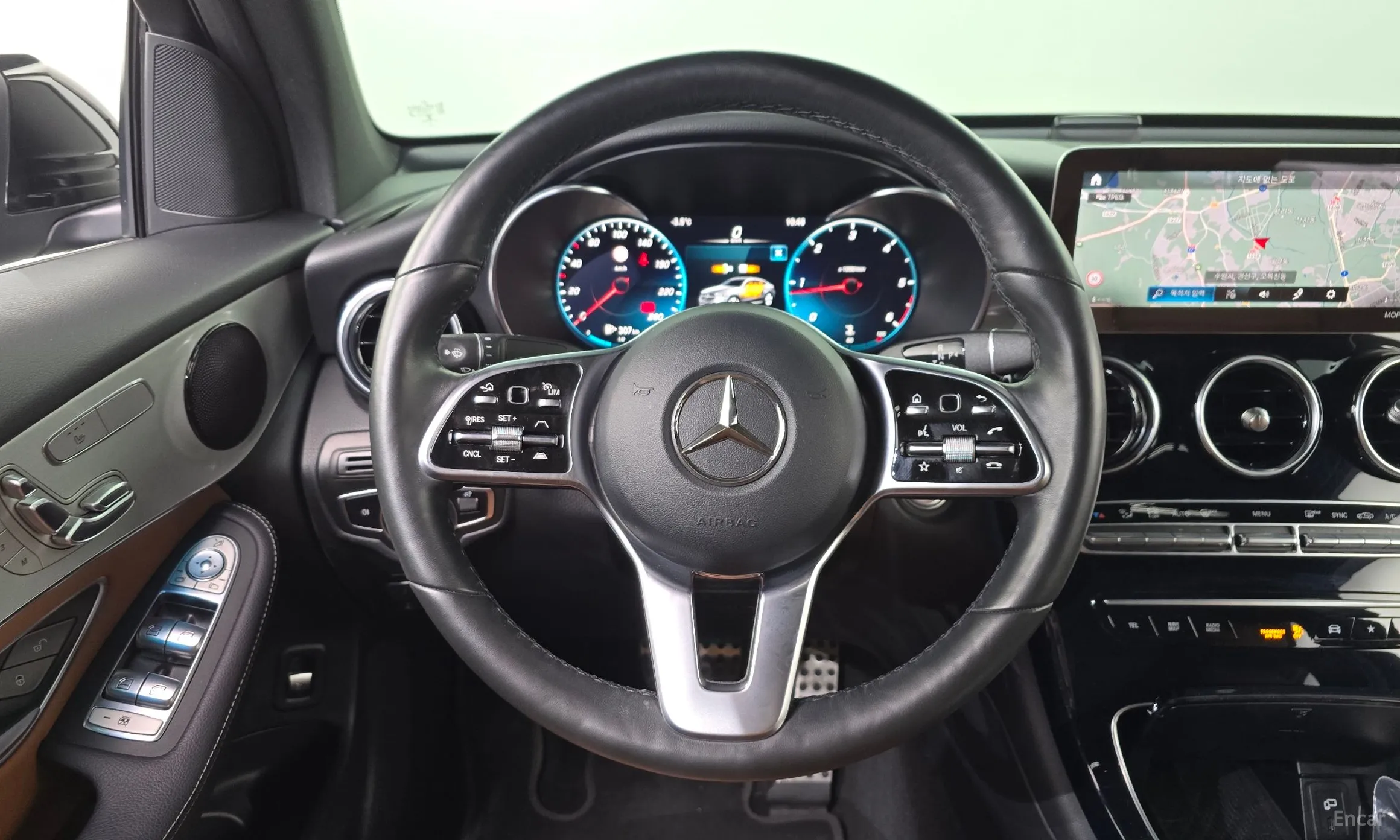 Mercedes Benz GLC-Class X253 превью 13