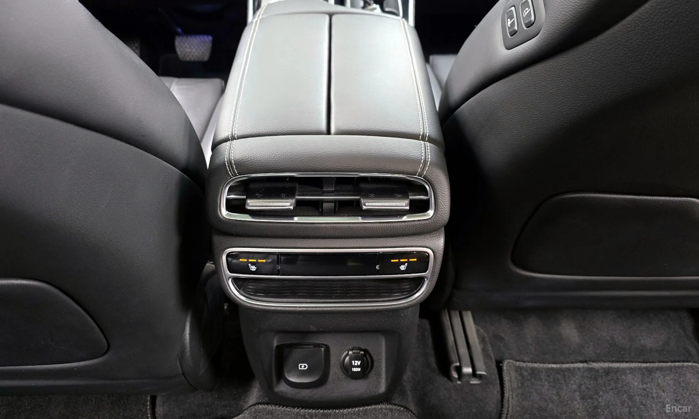 Genesis GV80 превью 19