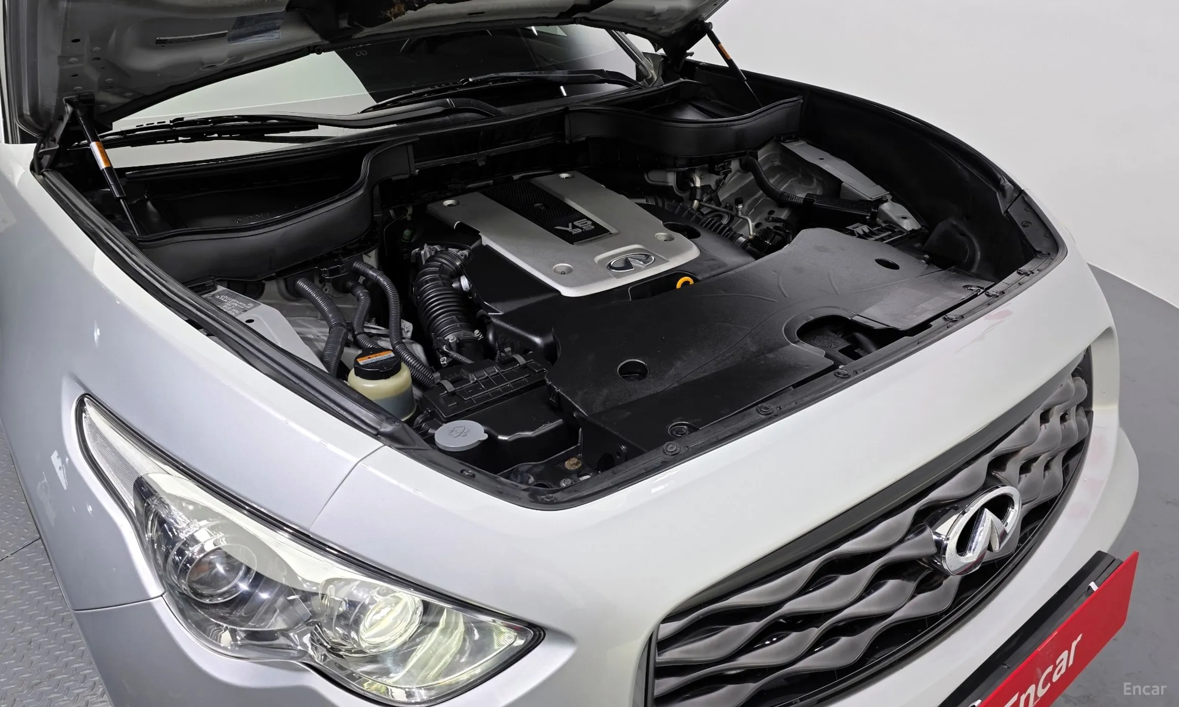 Infiniti FX35 превью 6