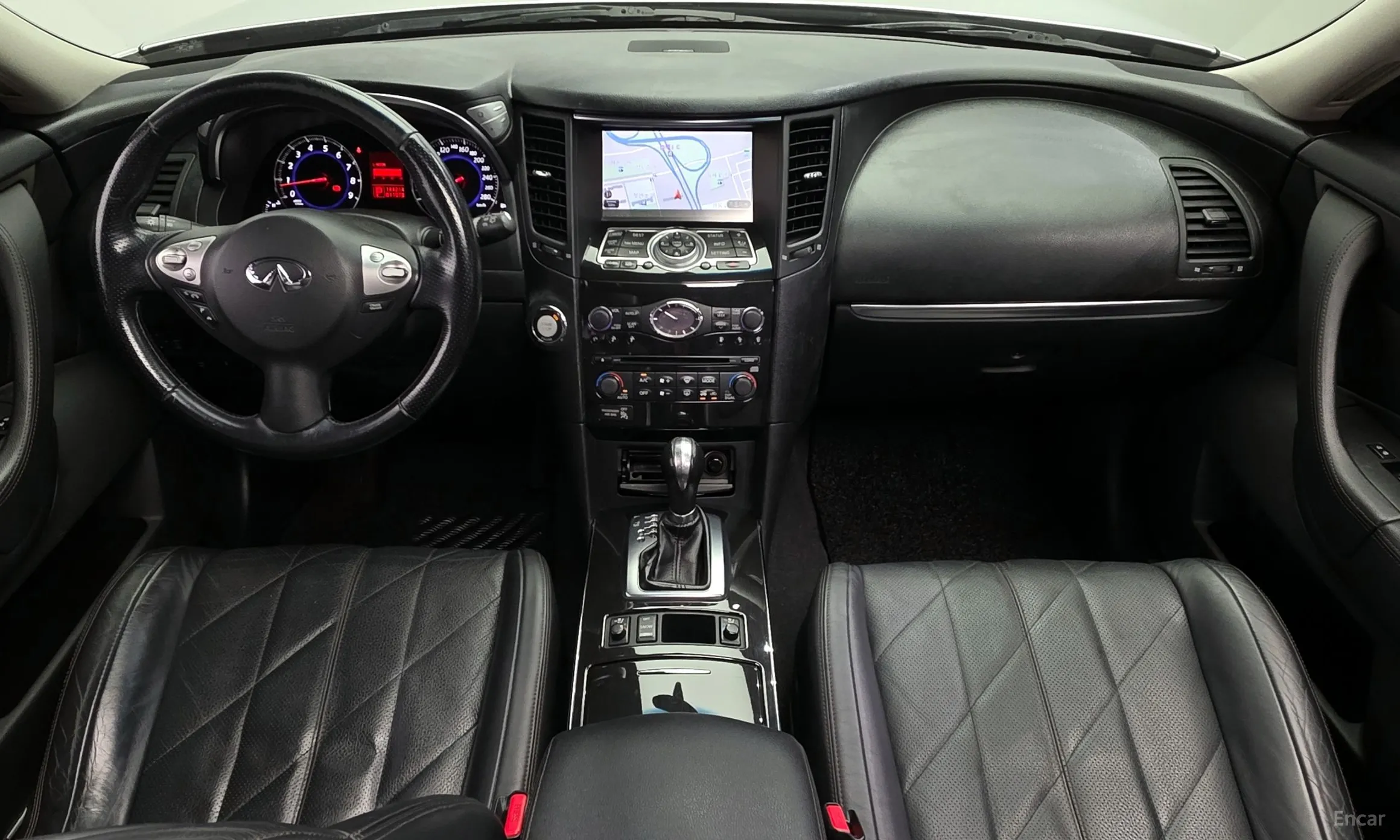 Infiniti FX35 превью 7