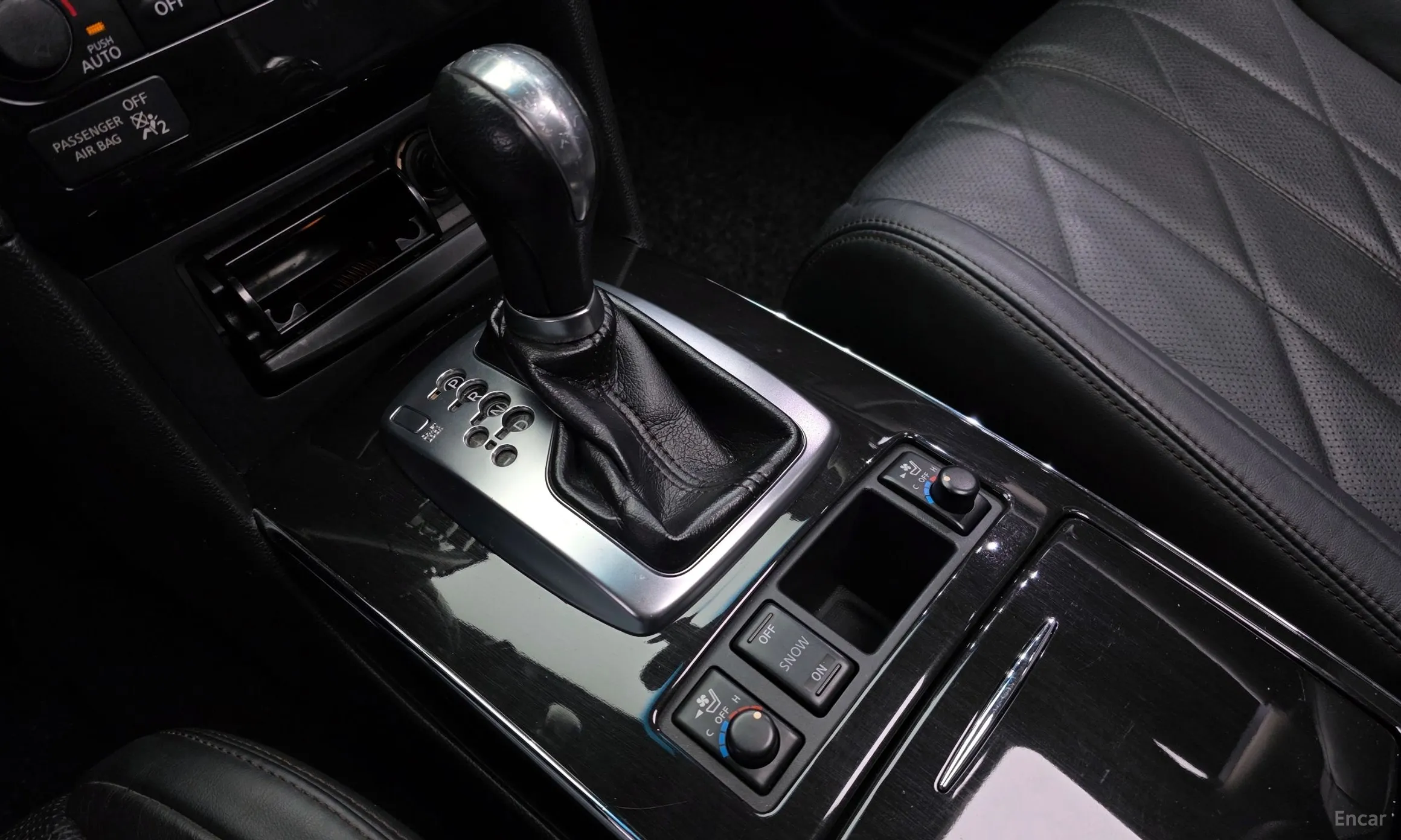 Infiniti FX35 превью 9