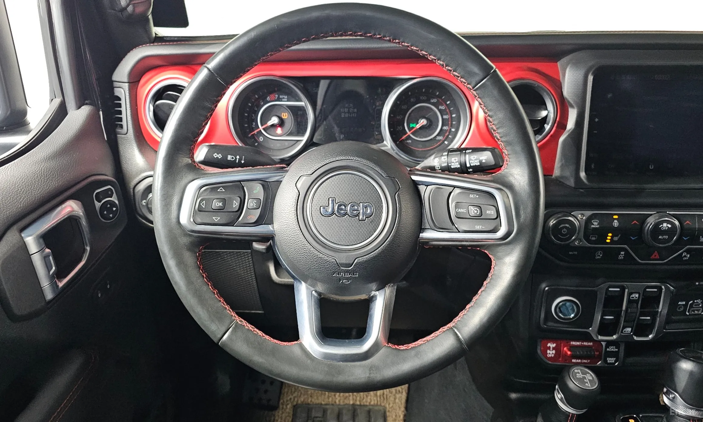 Jeep Wrangler (JL) превью 13