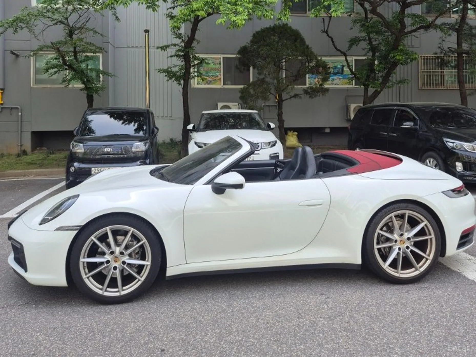 Porsche 911 (992) превью 6