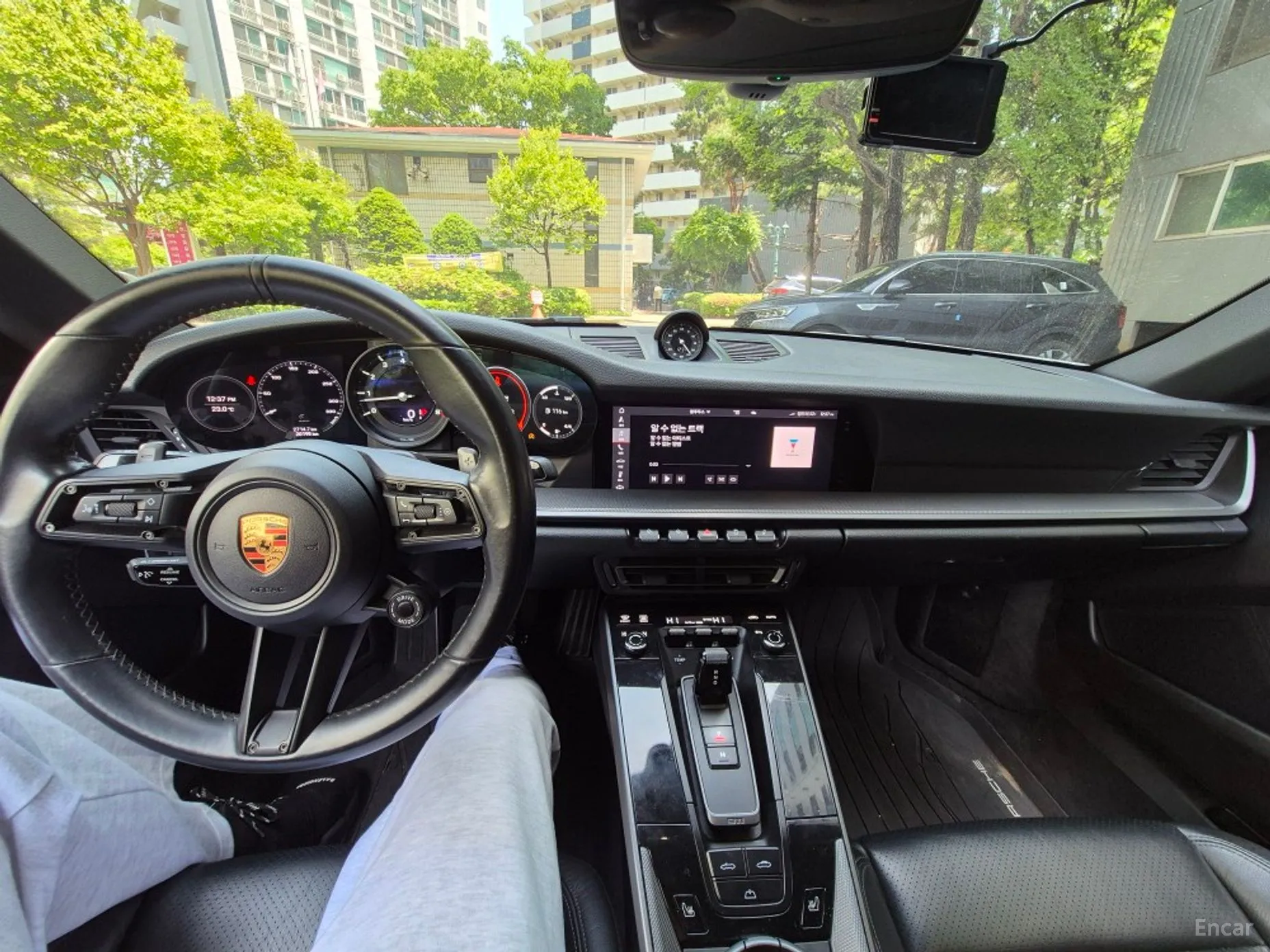 Porsche 911 (992) превью 7