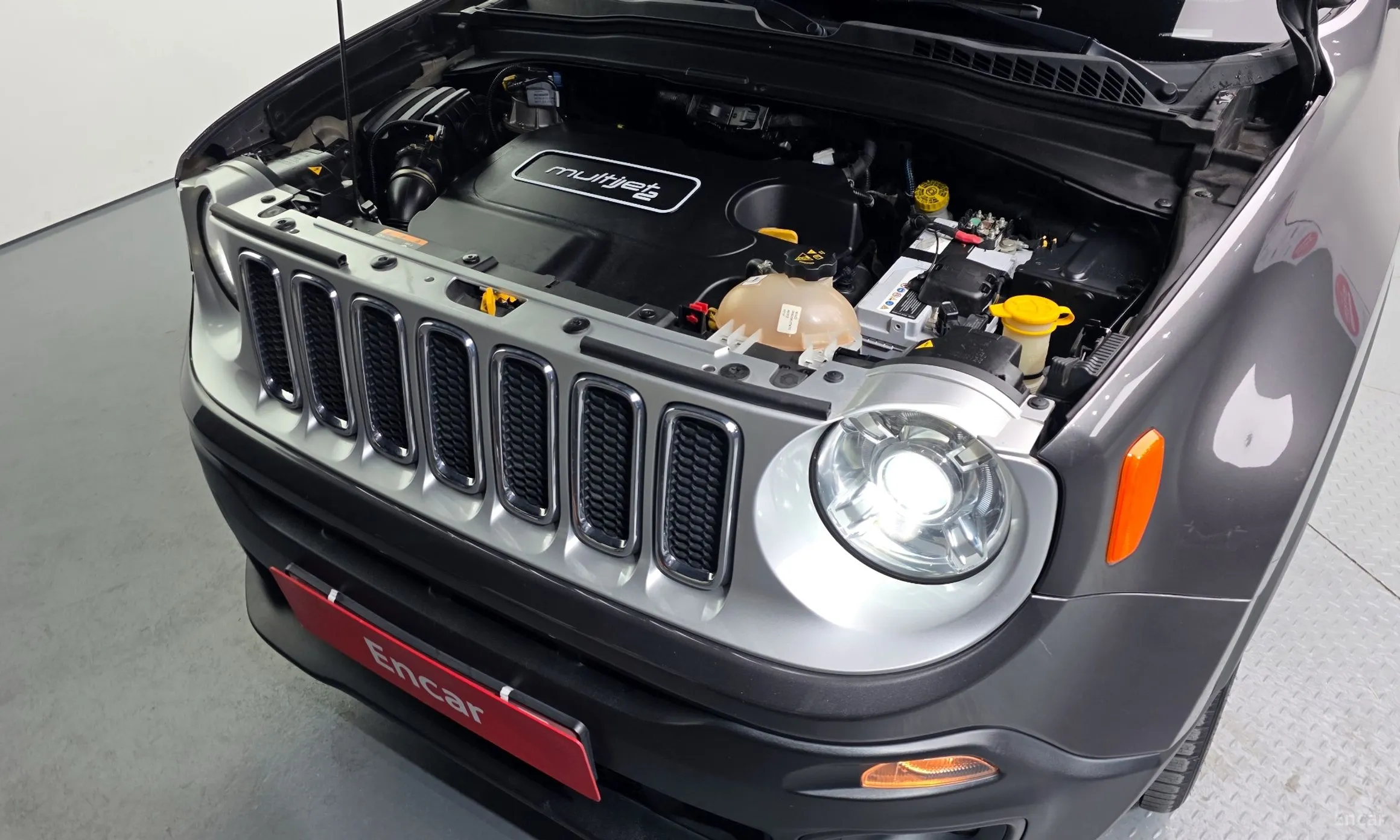 Jeep Renegade превью 6
