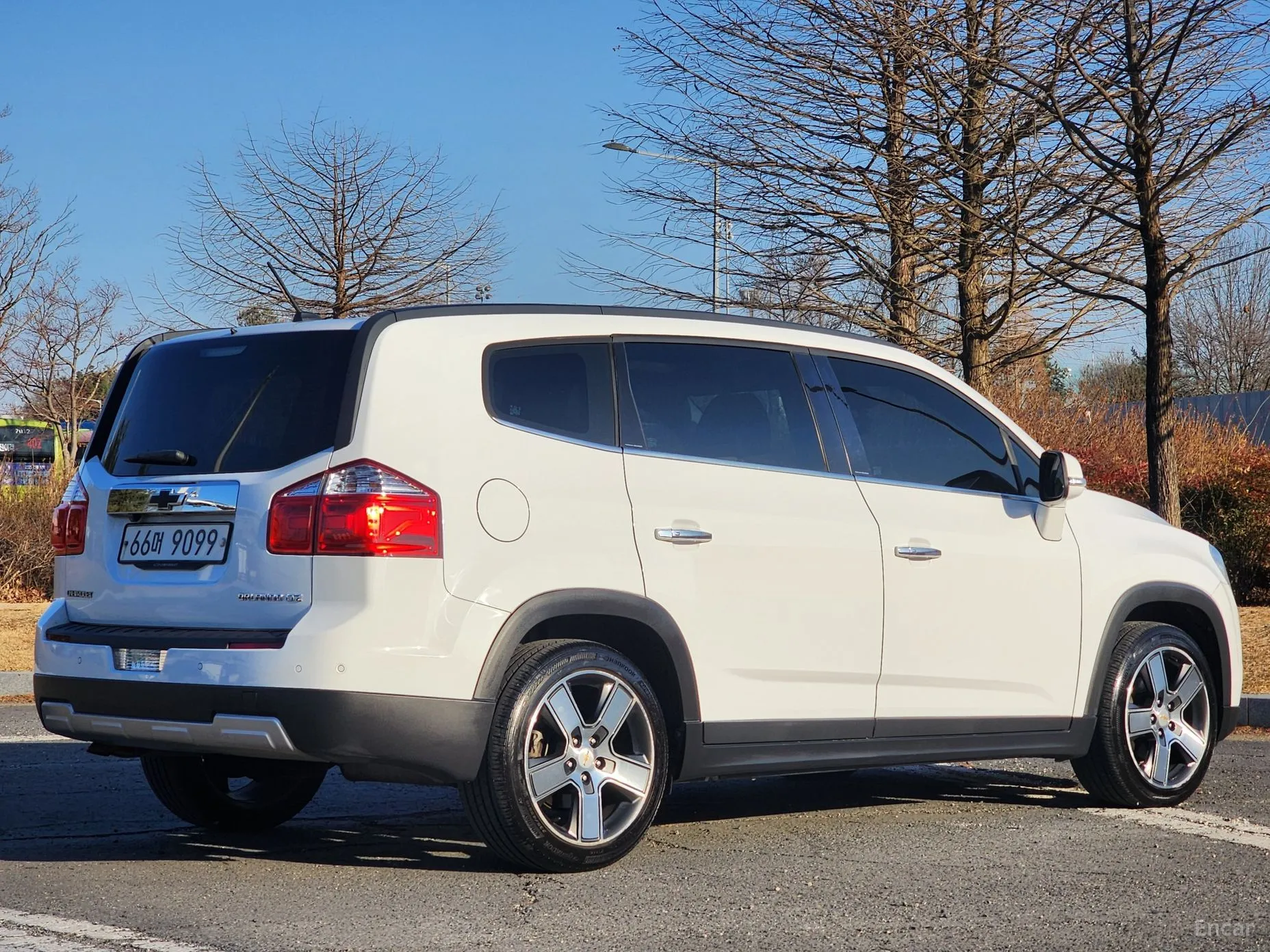 Chevrolet (GM Daewoo) Orlando превью 9