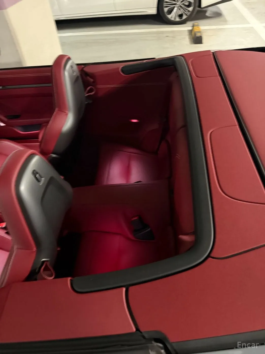 Porsche 911 (992) превью 11