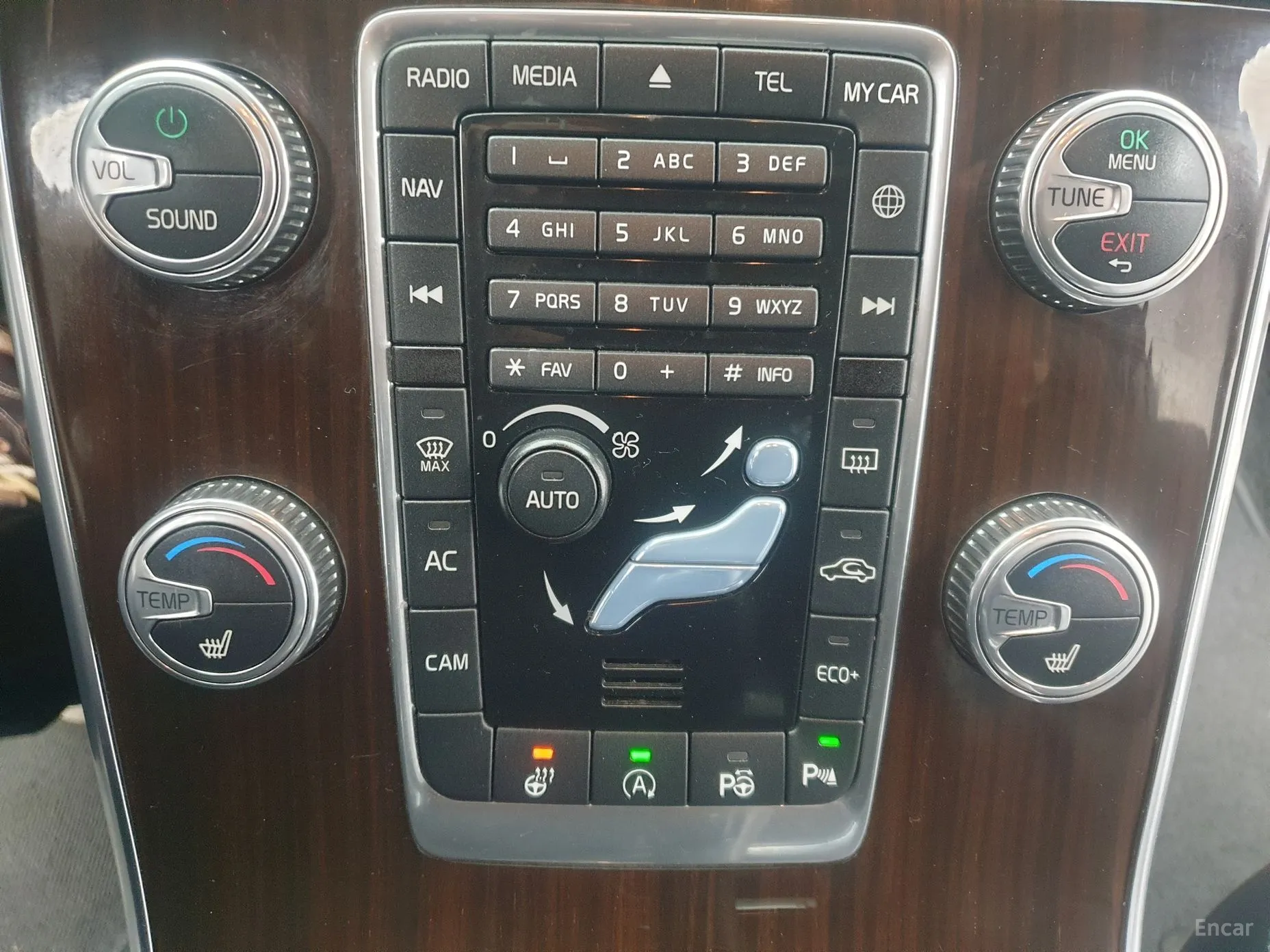 Volvo S60 превью 18