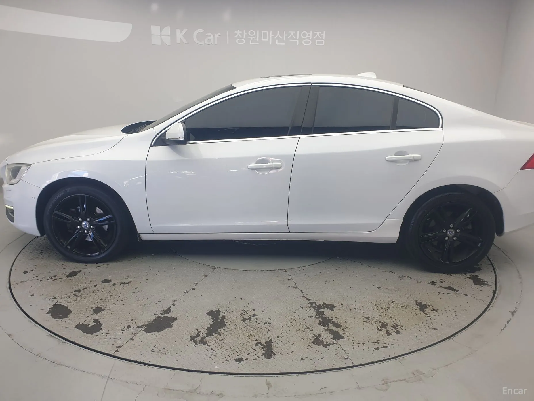 Volvo S60 превью 8