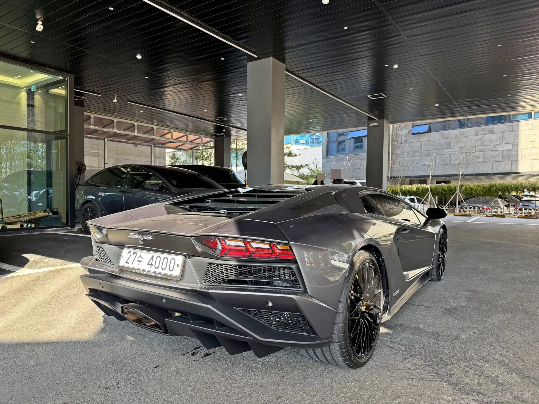 Lamborghini Aventador превью 5