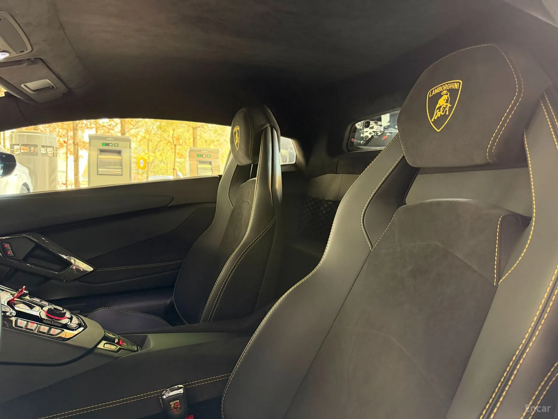 Lamborghini Aventador превью 8