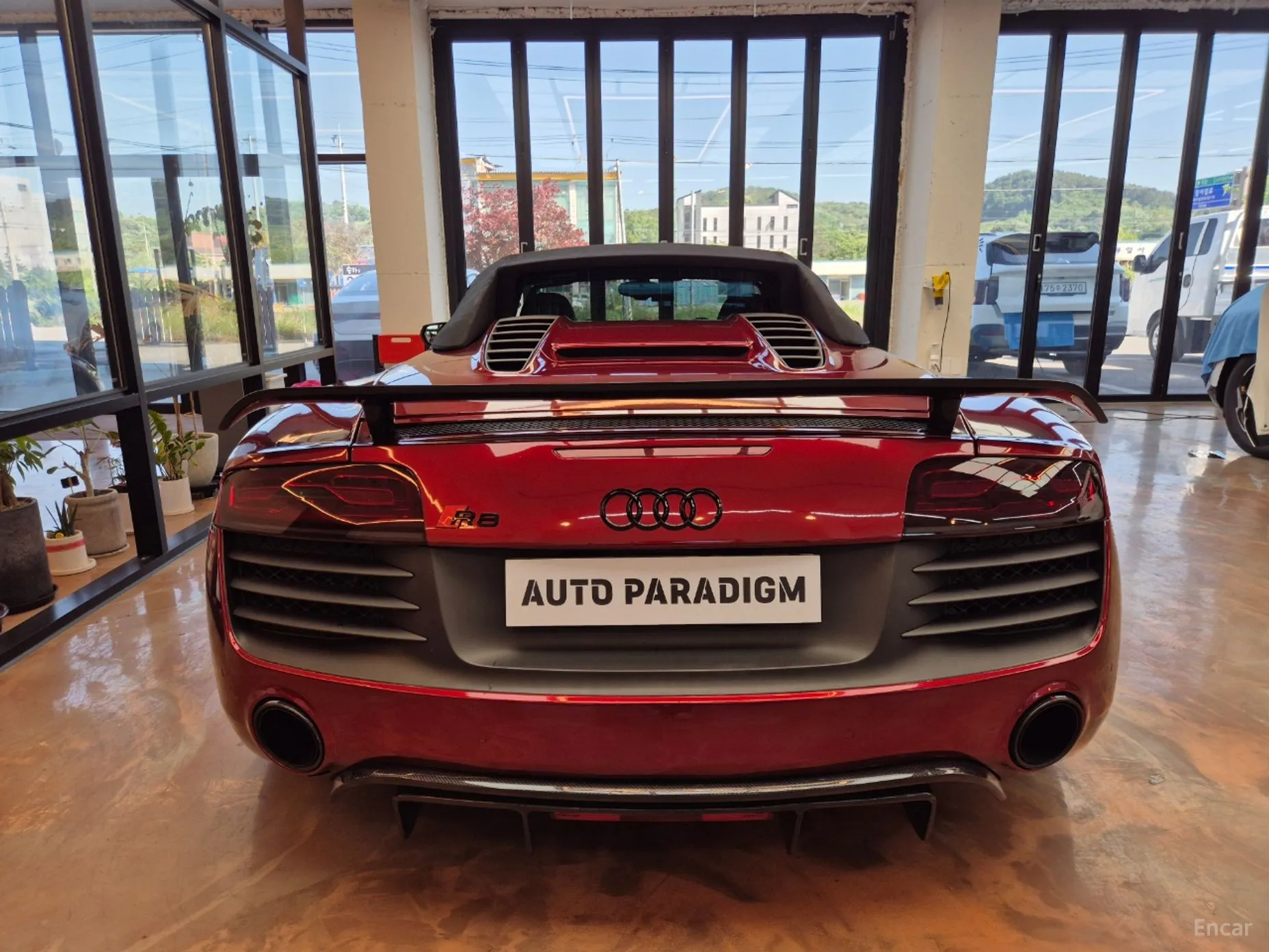 Audi R8 превью 4