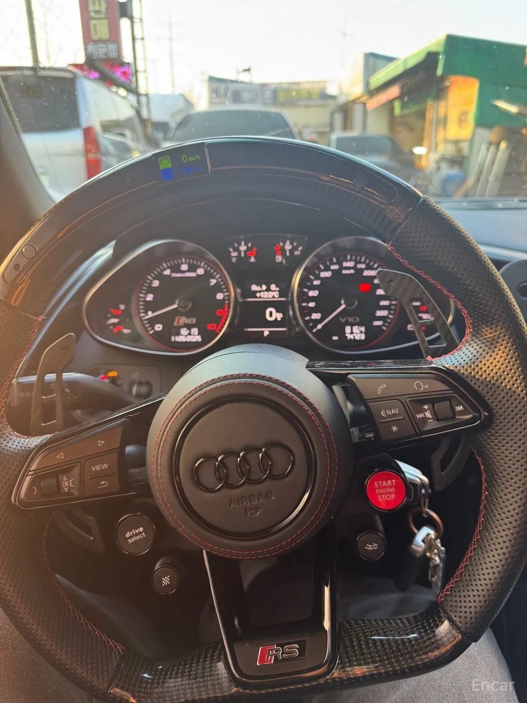 Audi R8 превью 6
