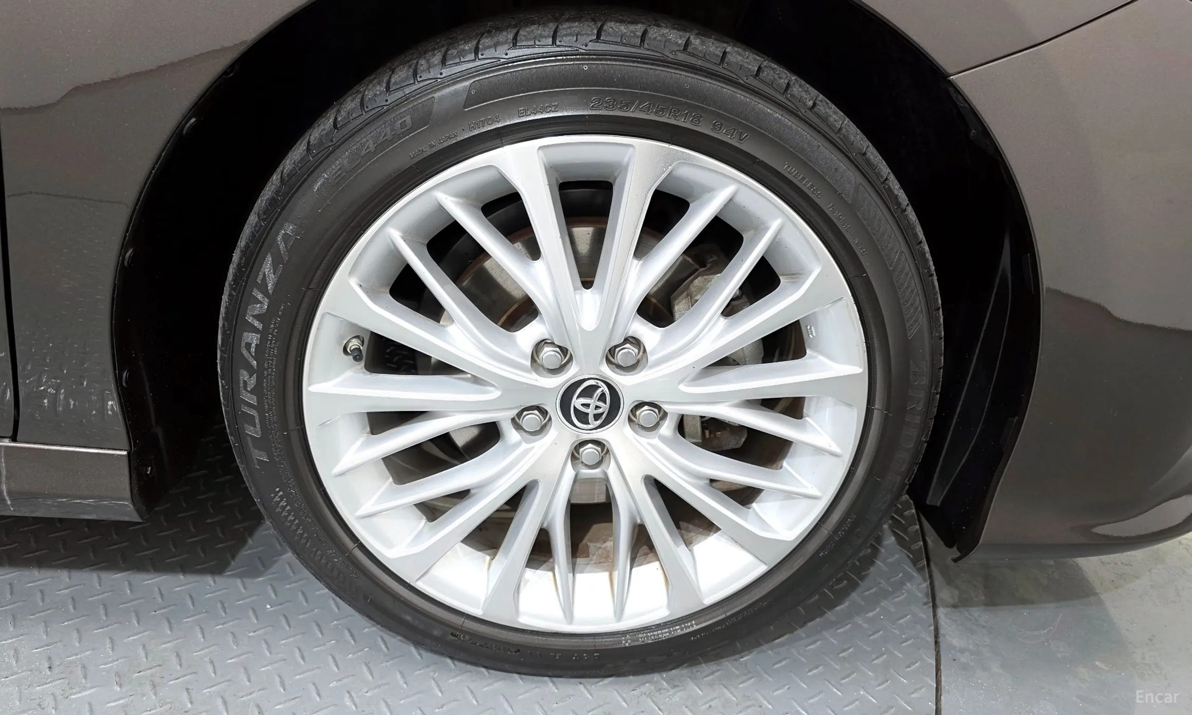 Toyota Camry (XV70) превью 5