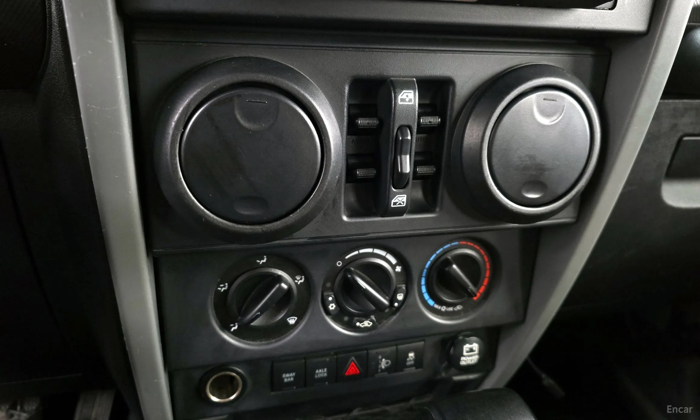Jeep Wrangler (JK) превью 18