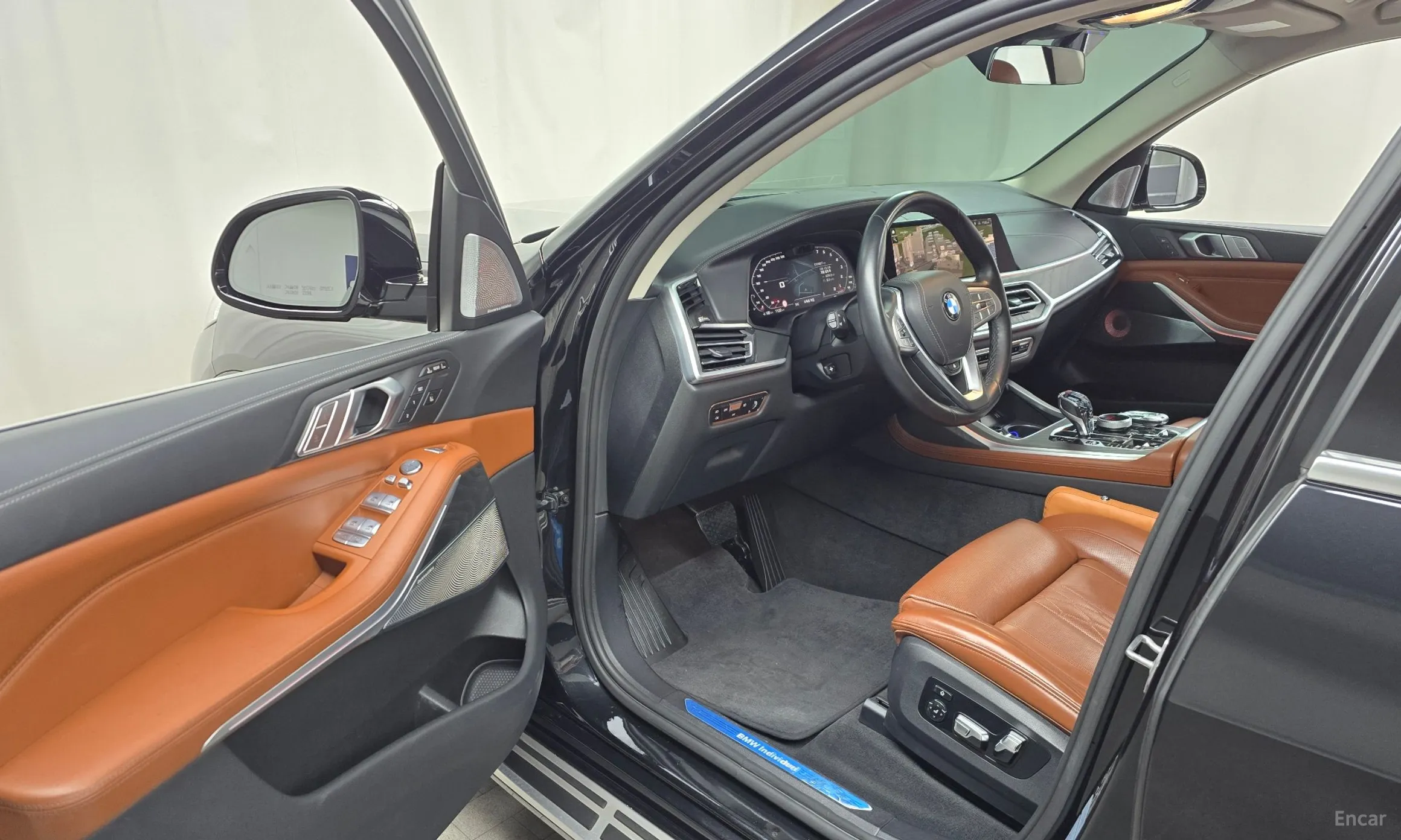 BMW X7 (G07) превью 10