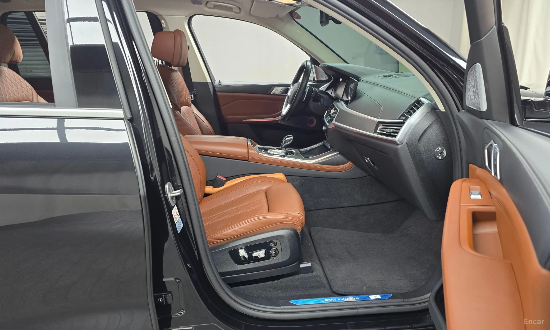 BMW X7 (G07) превью 11