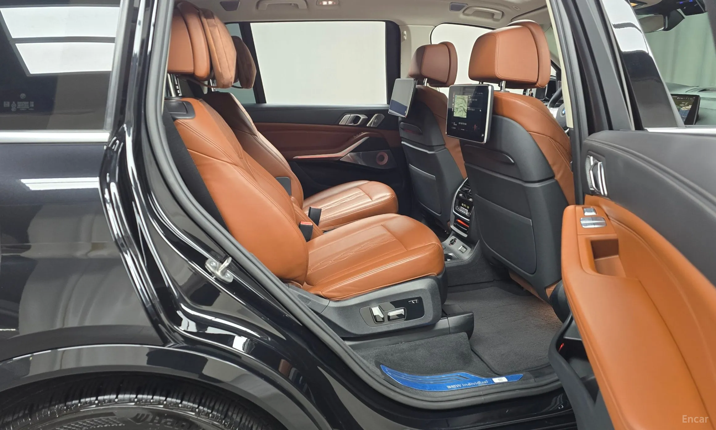BMW X7 (G07) превью 12