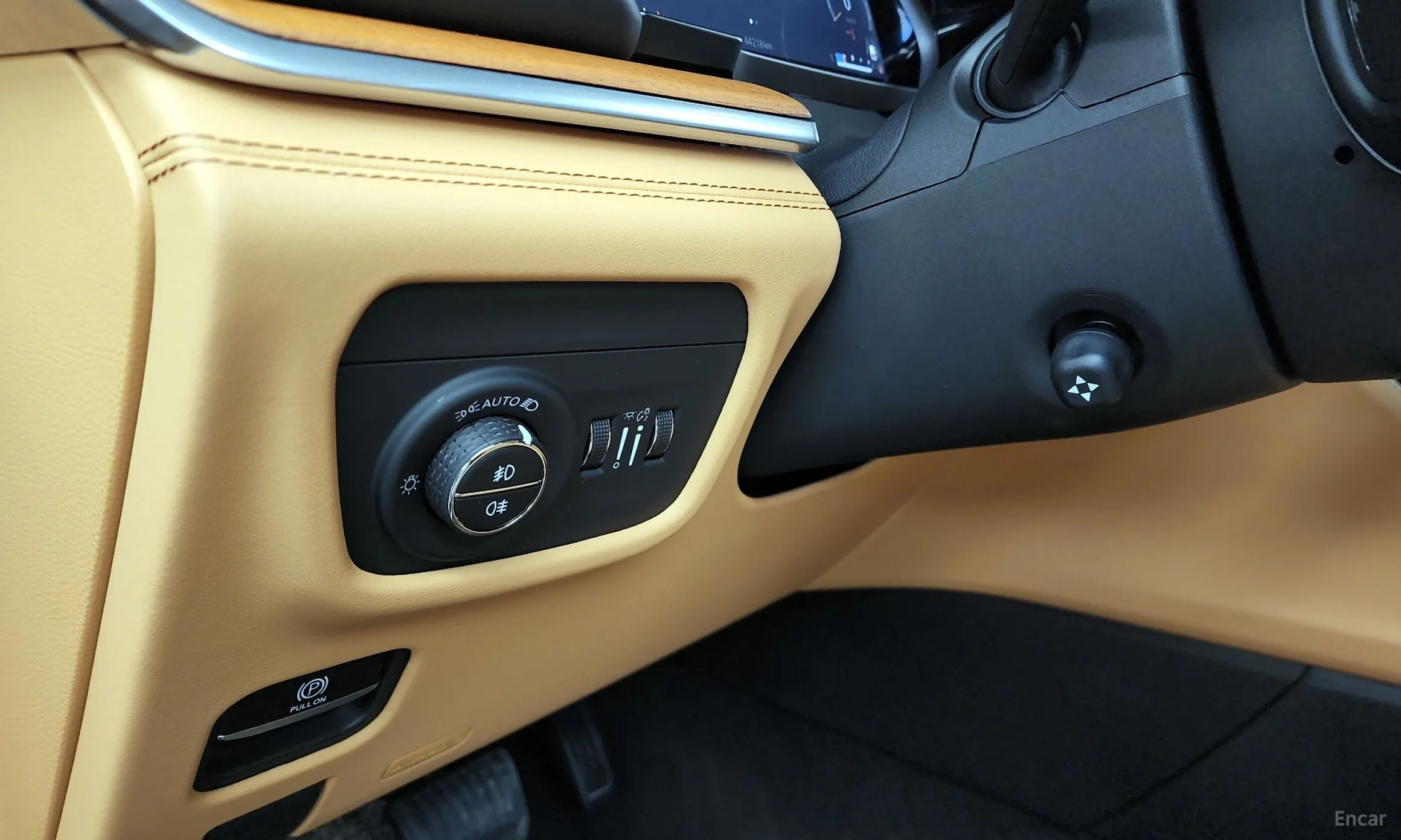 Jeep Grand Cherokee (WL) превью 16