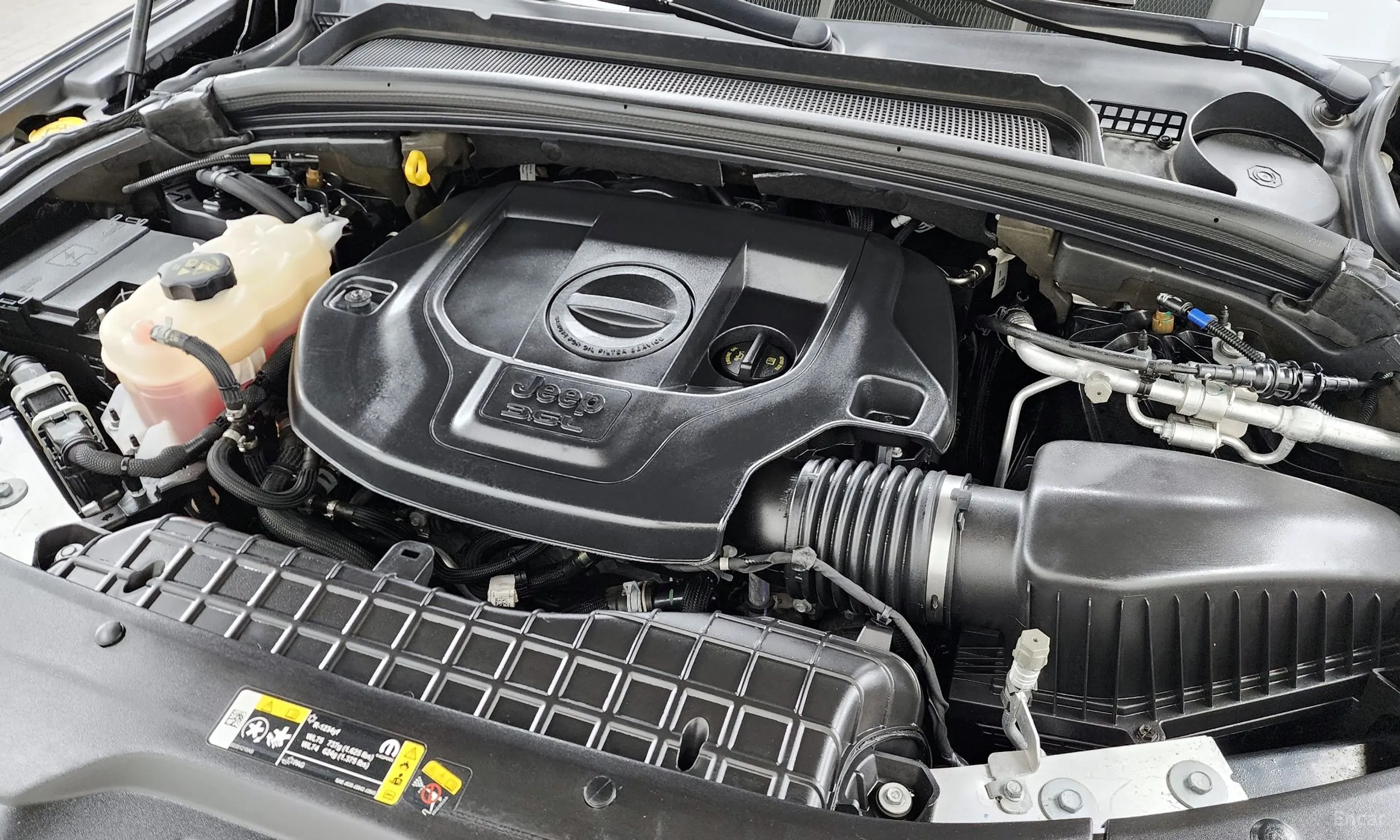 Jeep Grand Cherokee (WL) превью 6