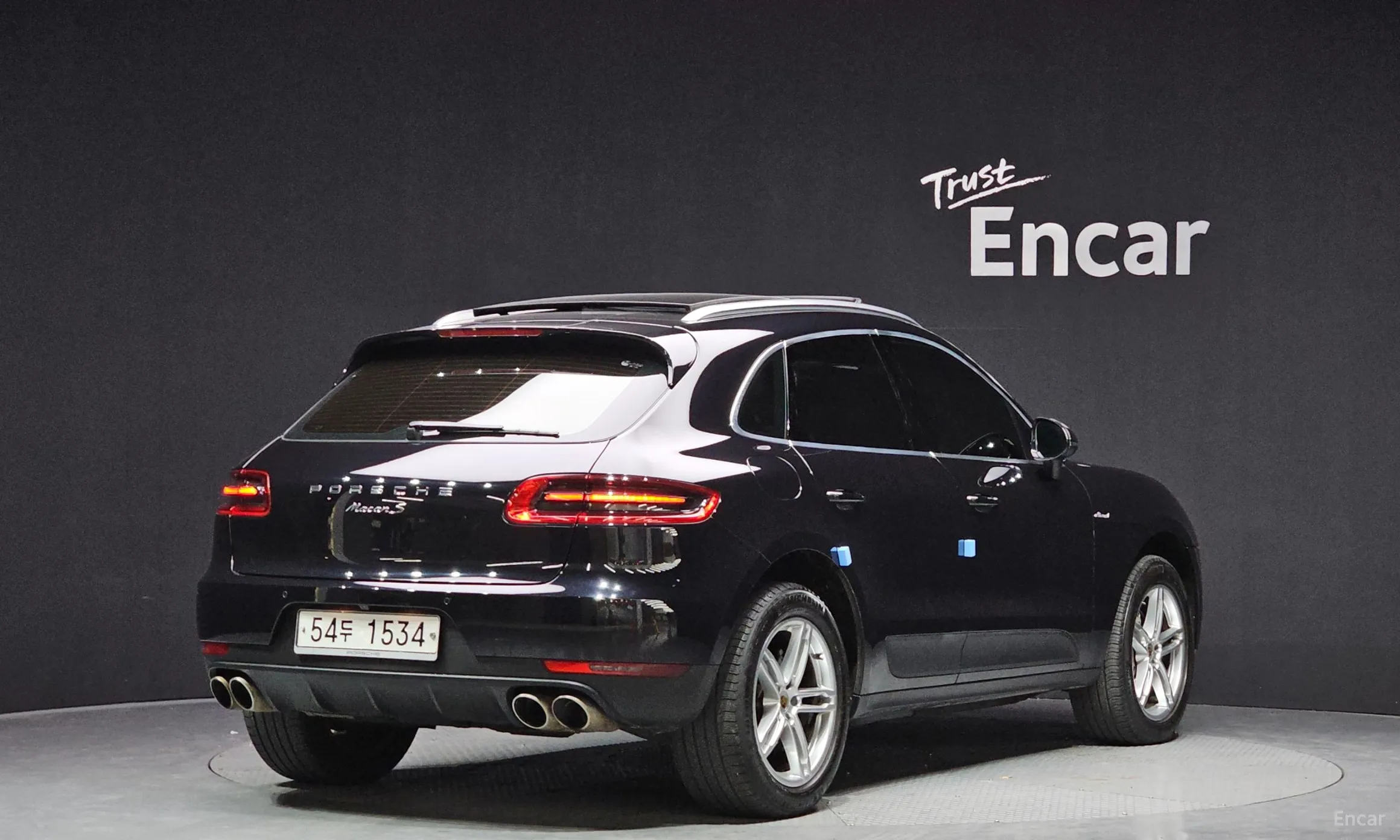 Porsche Macan превью 2