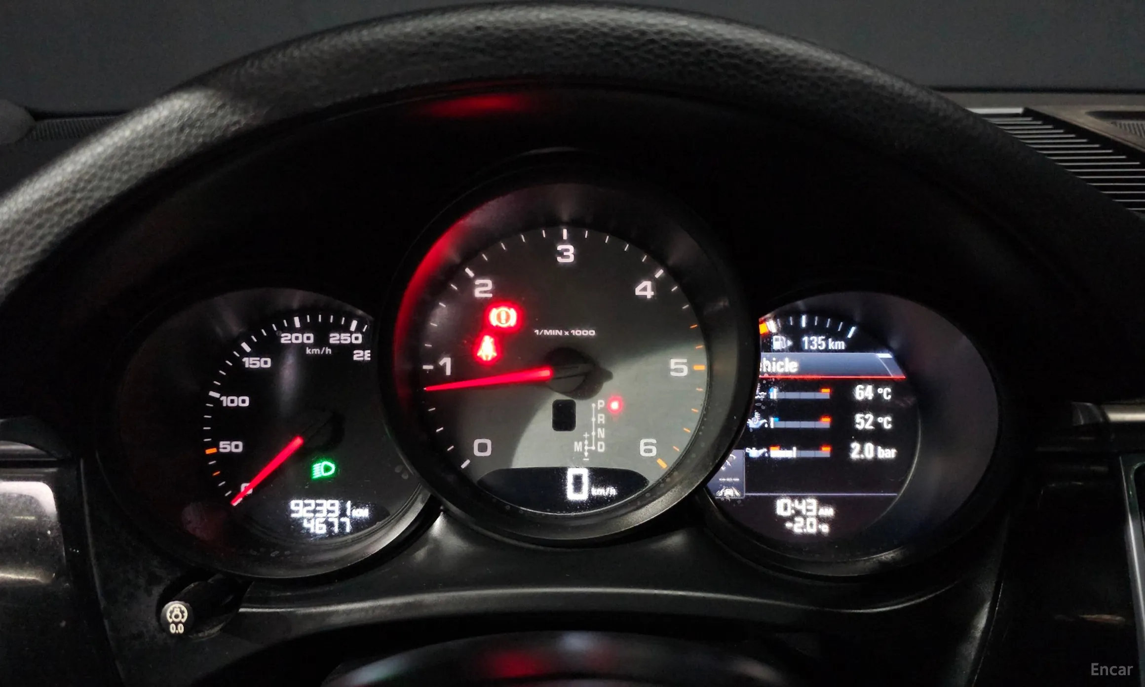Porsche Macan превью 8
