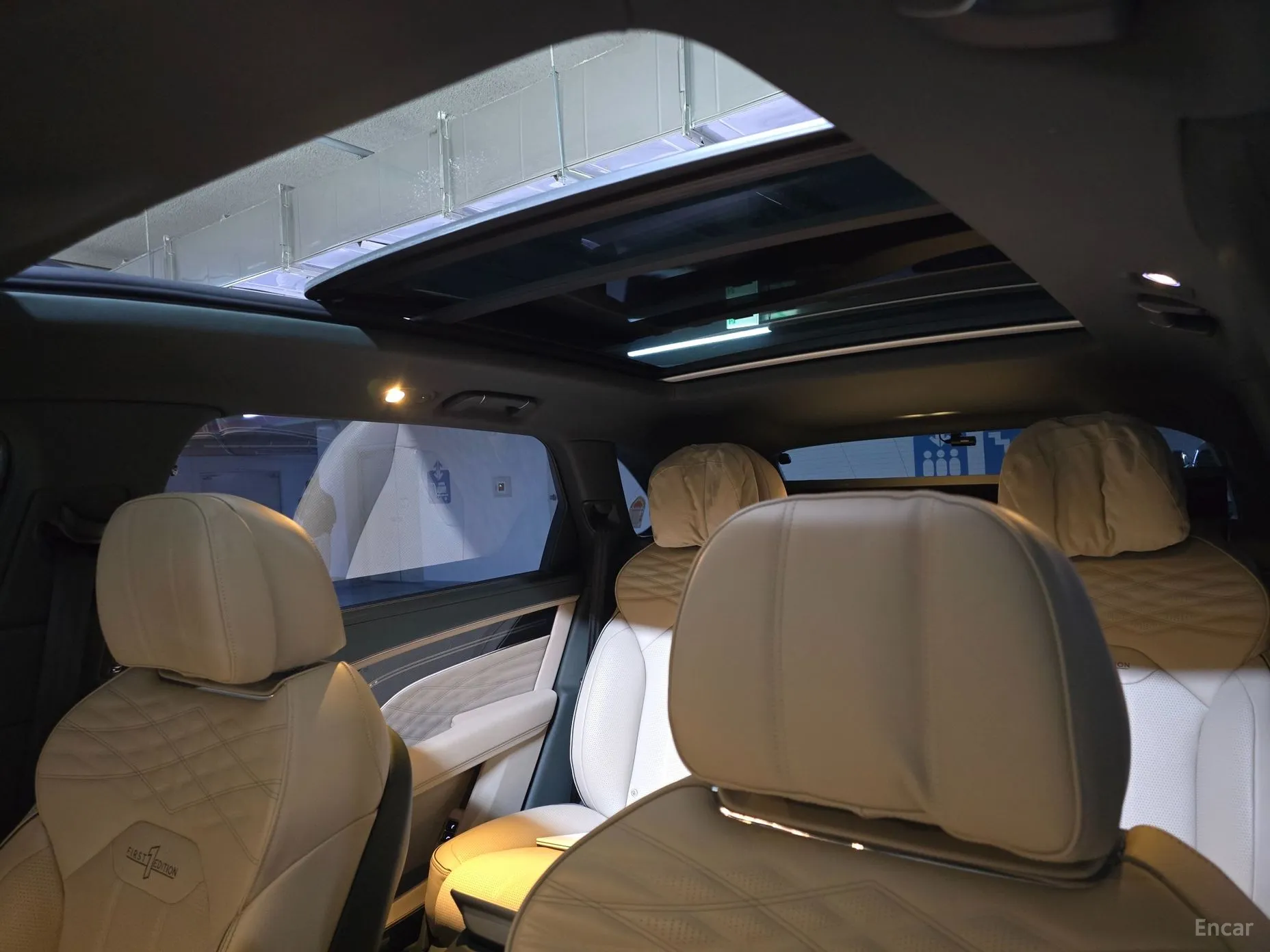 Bentley Bentayga превью 12
