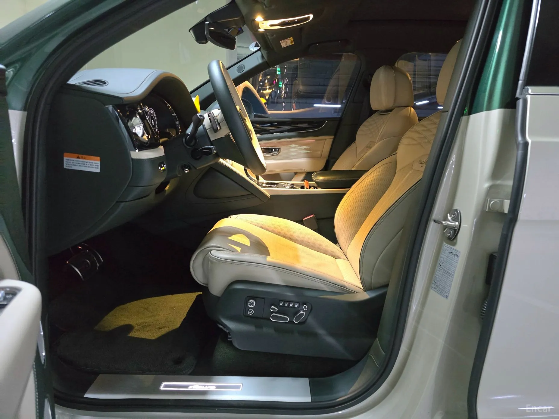 Bentley Bentayga превью 8