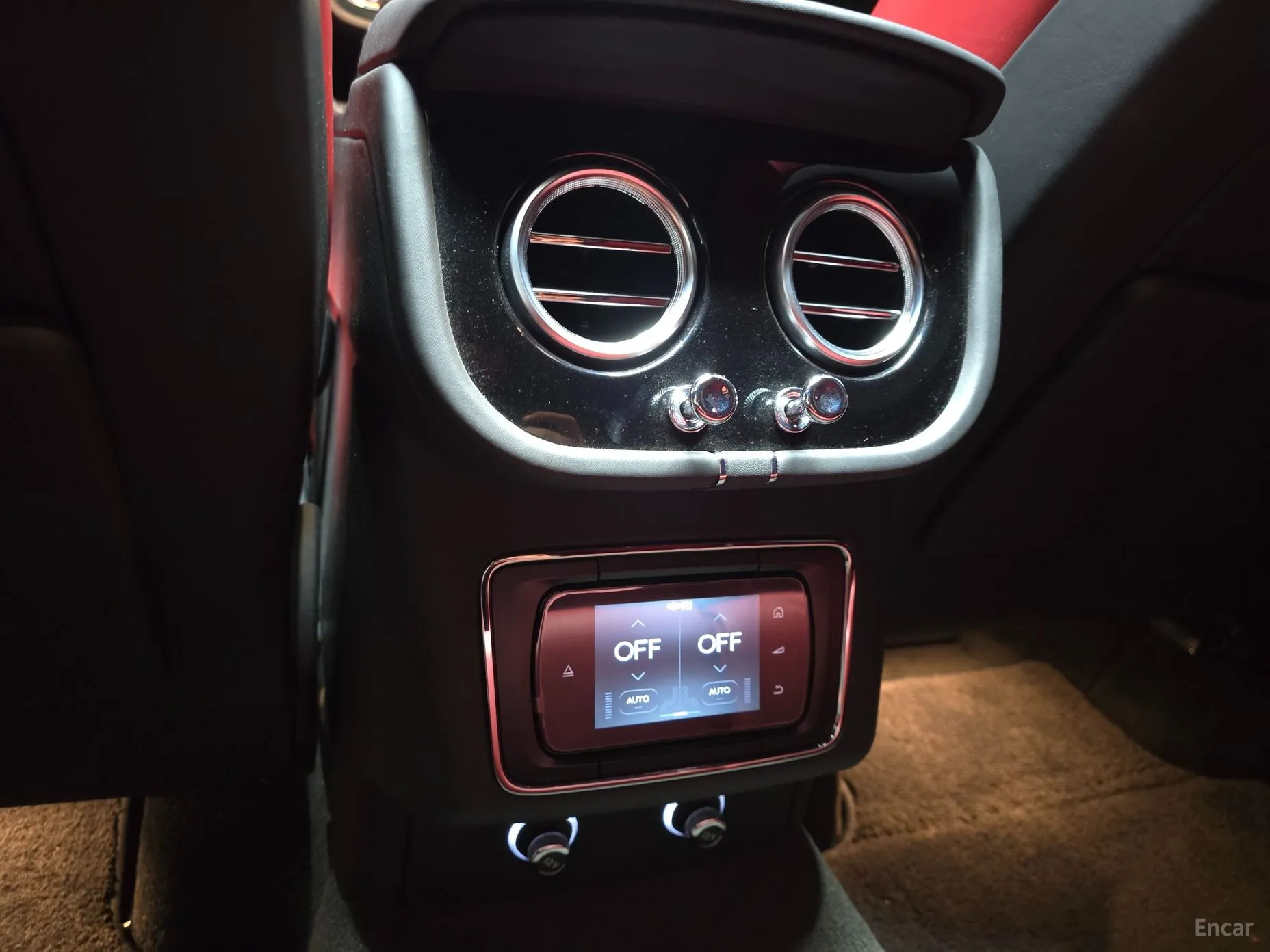 Bentley Bentayga превью 10