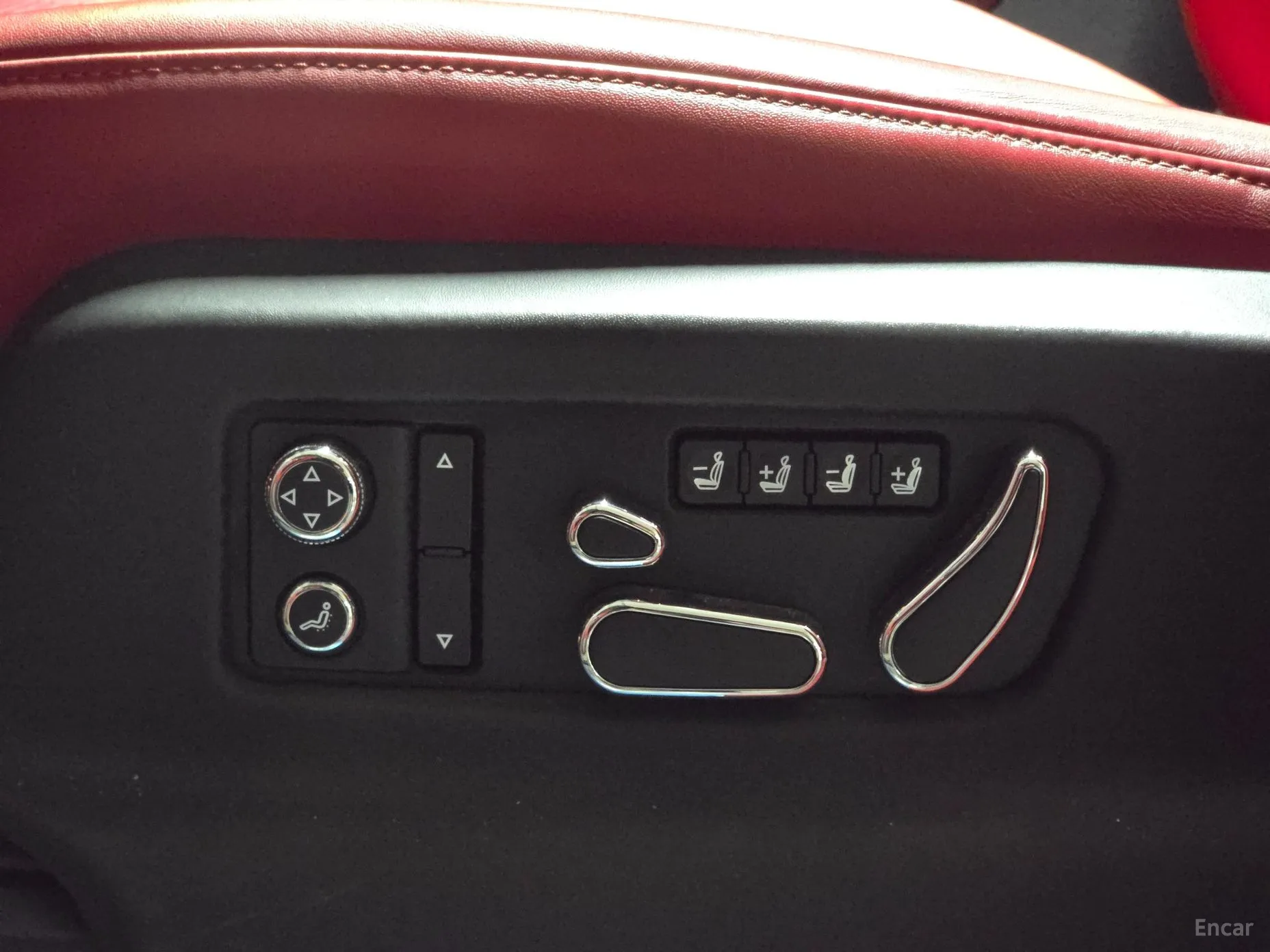 Bentley Bentayga превью 12