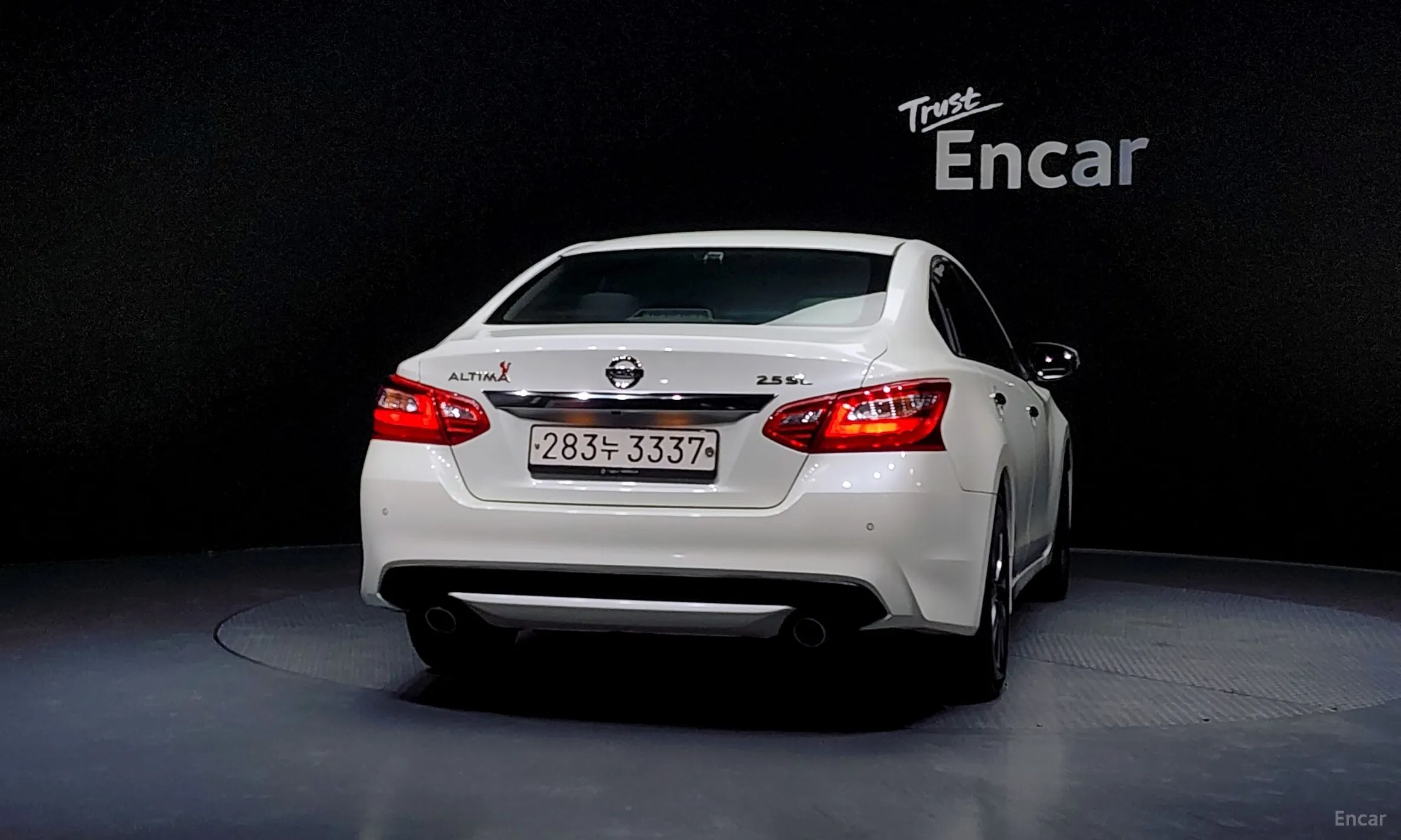 Nissan Altima превью 4