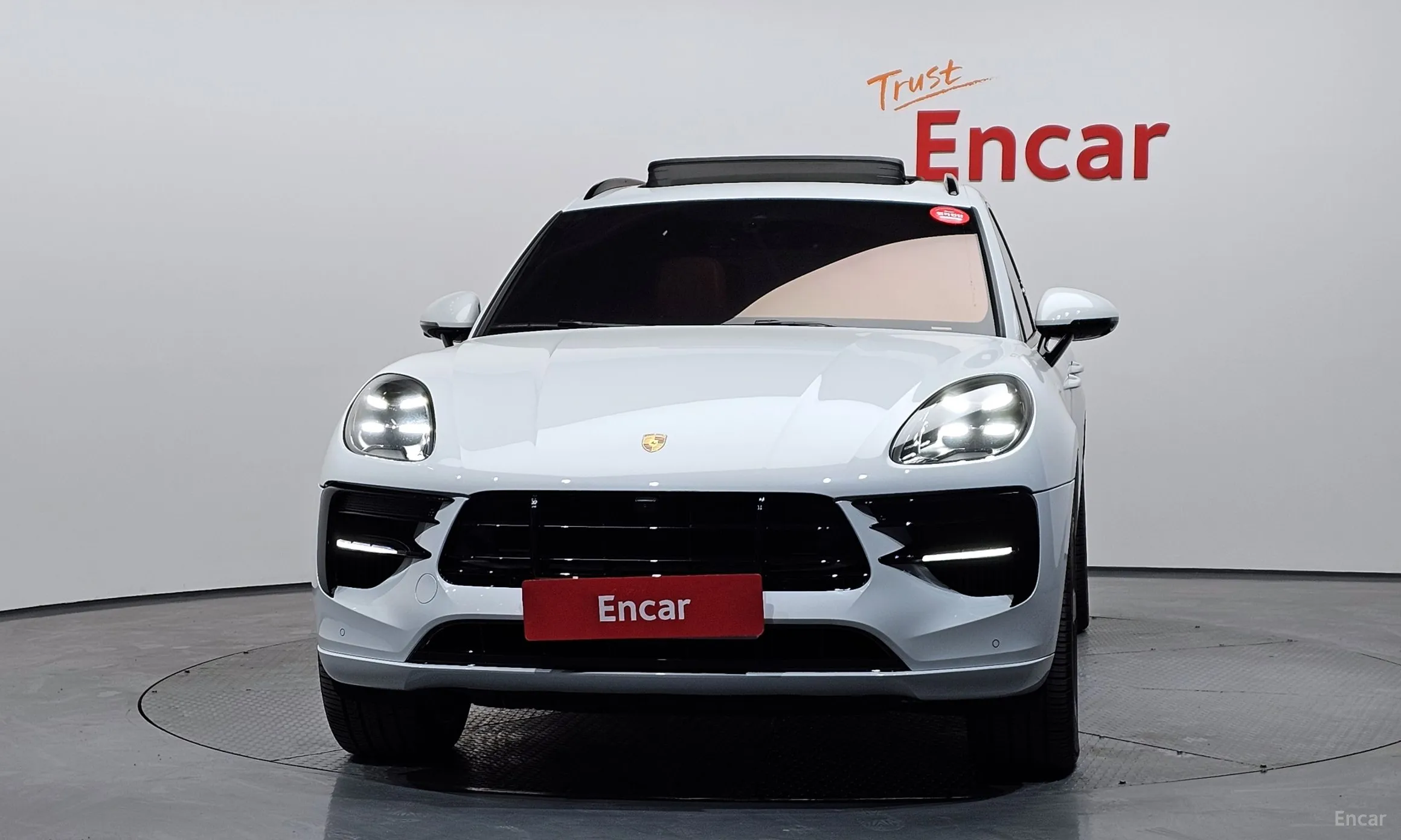 Porsche Macan превью 3