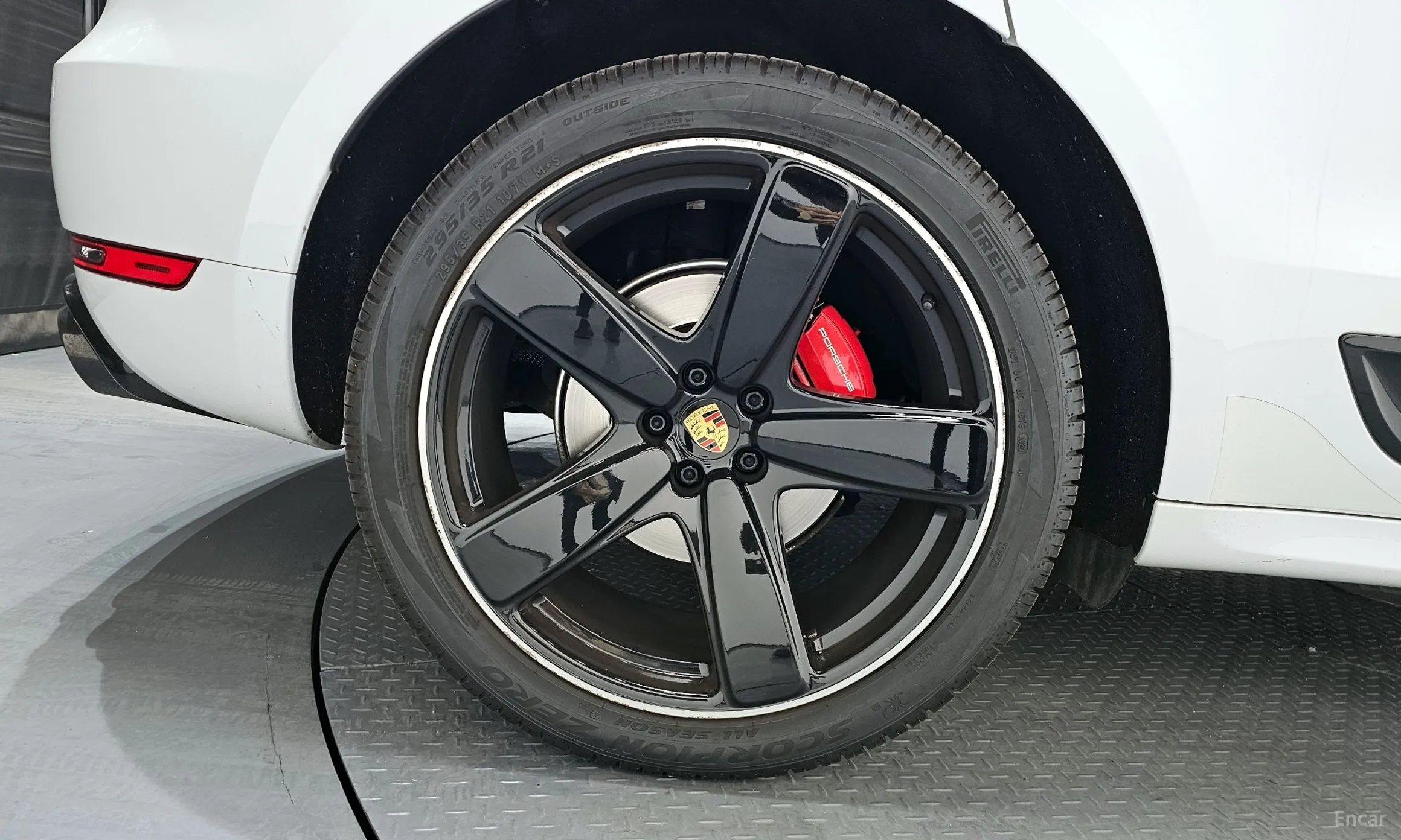 Porsche Macan превью 5